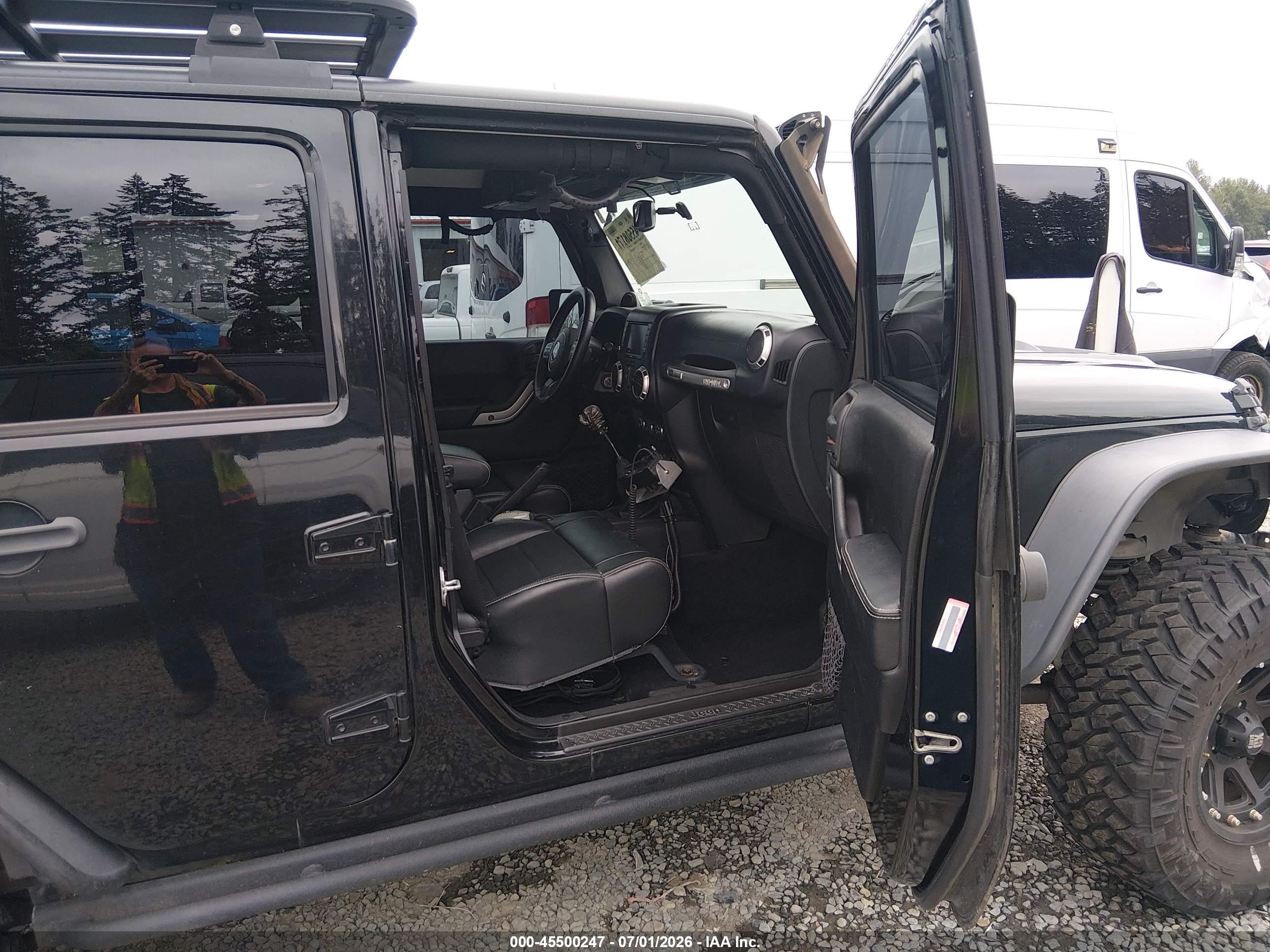 2012 Jeep Wrangler Unlimited Rubicon Black vin: 1C4BJWFG6CL199555
