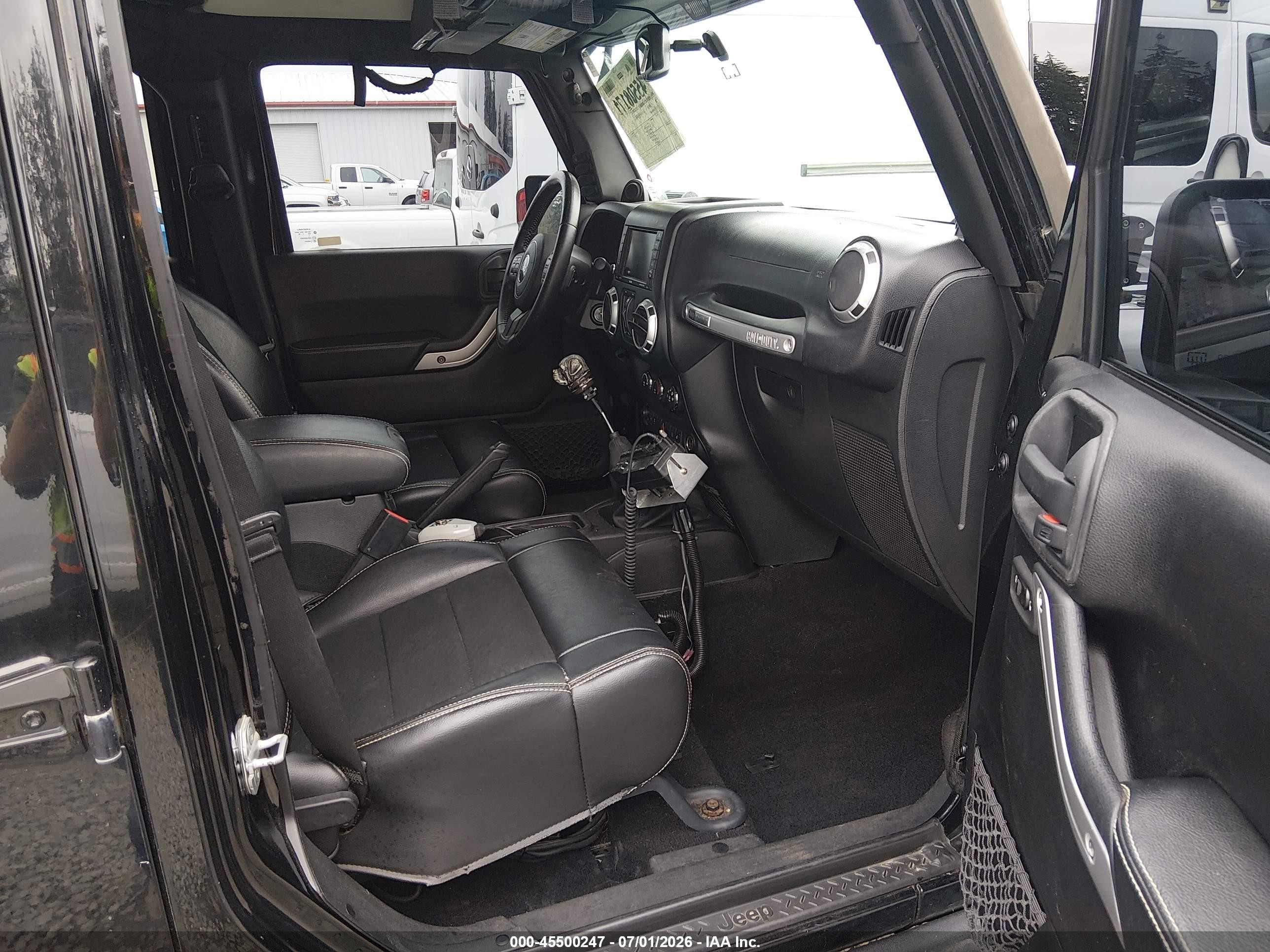2012 Jeep Wrangler Unlimited Rubicon Black vin: 1C4BJWFG6CL199555