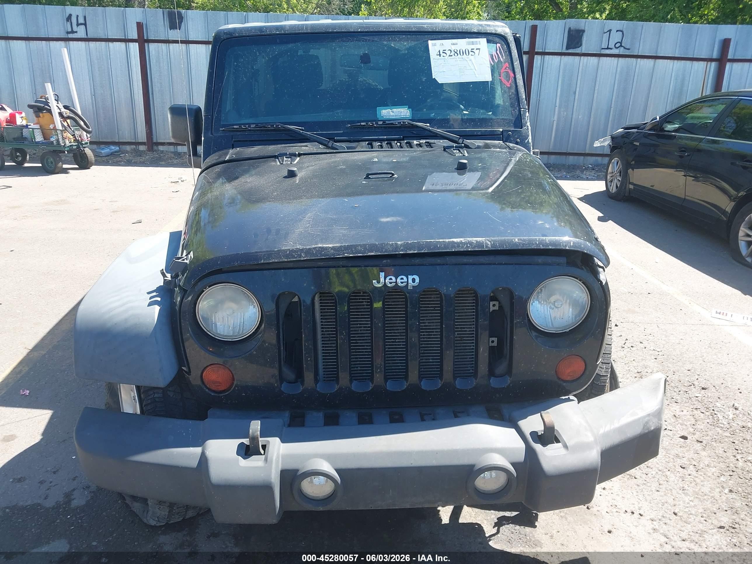 2012 Jeep Wrangler Unlimited Rubicon Black vin: 1C4BJWFG7CL157203