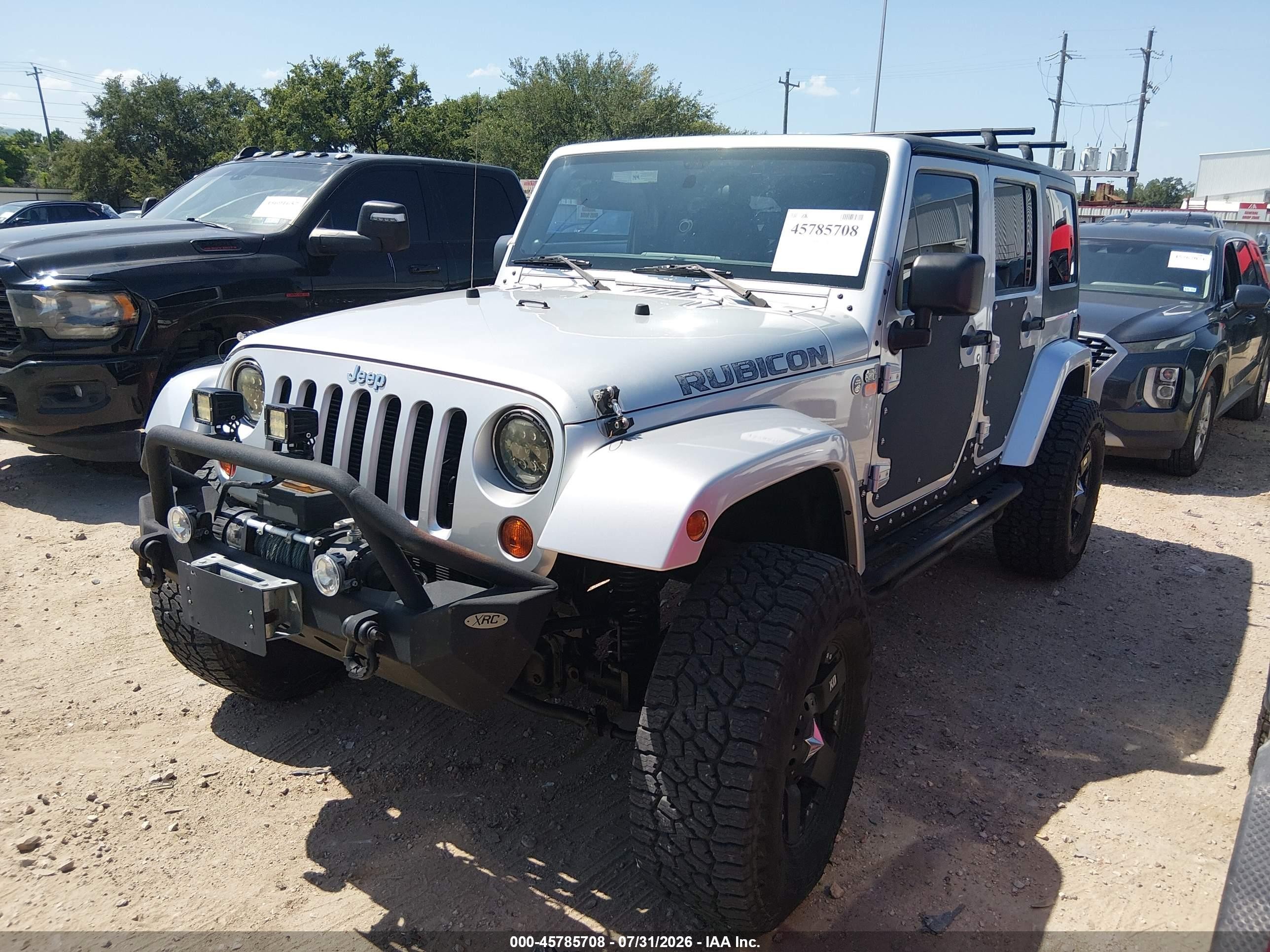 2012 Jeep Wrangler Unlimited Rubicon Silver vin: 1C4BJWFG7CL281844