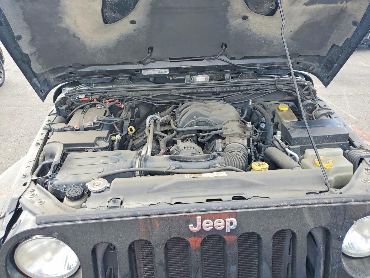 2014 Jeep Wrangler Unlimited Rubicon Black vin: 1C4BJWFG7EL267994