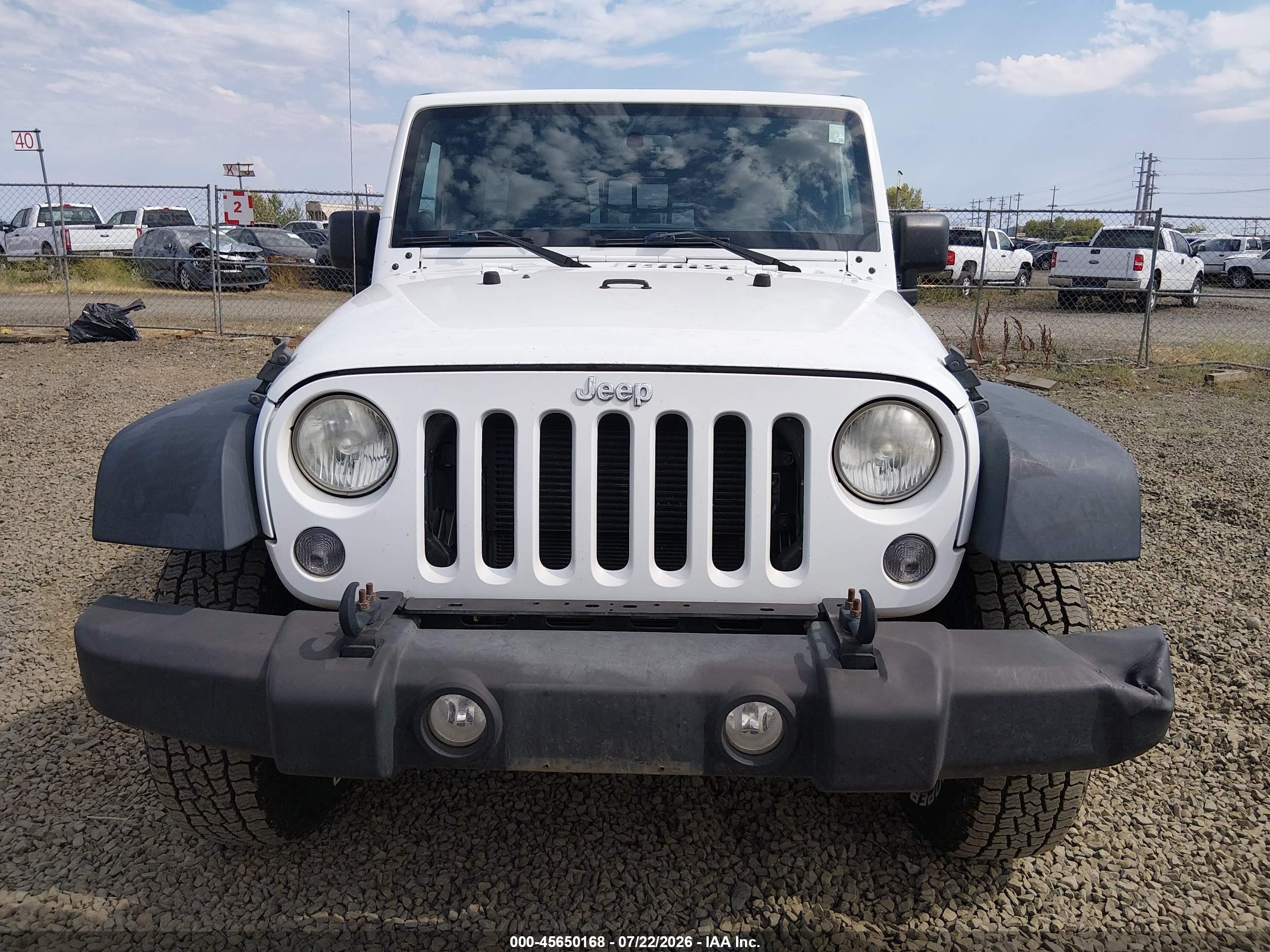 2014 Jeep Wrangler Unlimited Rubicon White vin: 1C4BJWFG7EL274721
