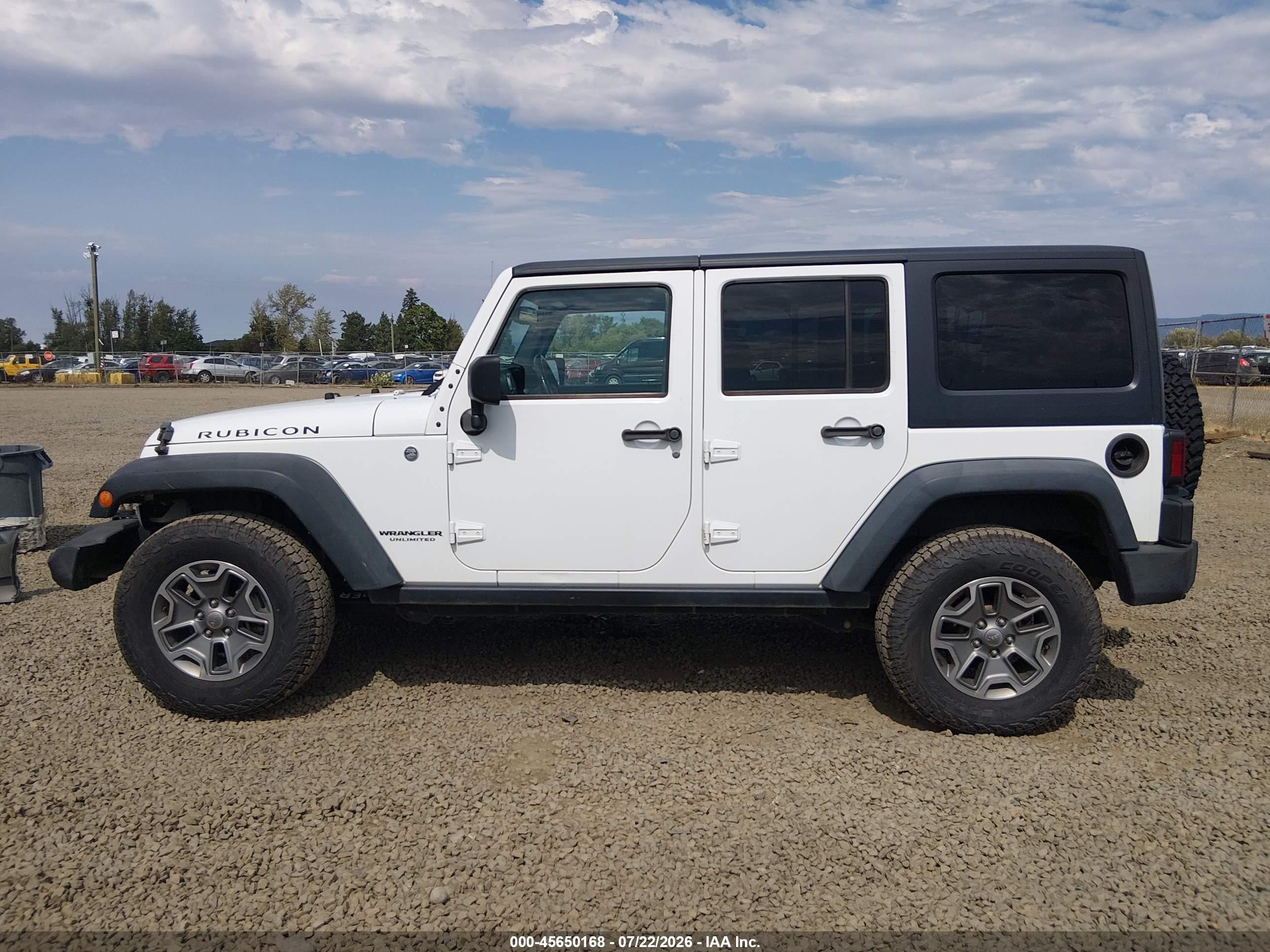 2014 Jeep Wrangler Unlimited Rubicon White vin: 1C4BJWFG7EL274721