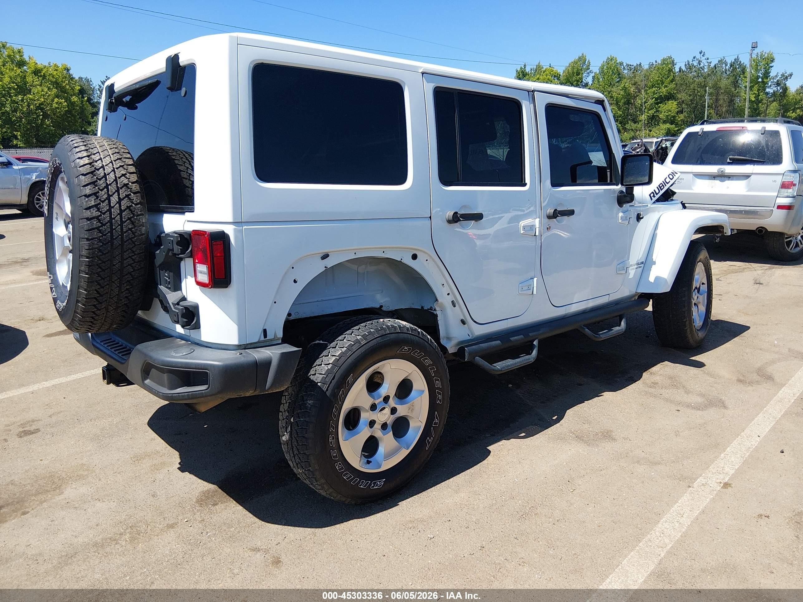 2015 Jeep Wrangler Unlimited Rubicon Hard Rock White vin: 1C4BJWFG7FL731027