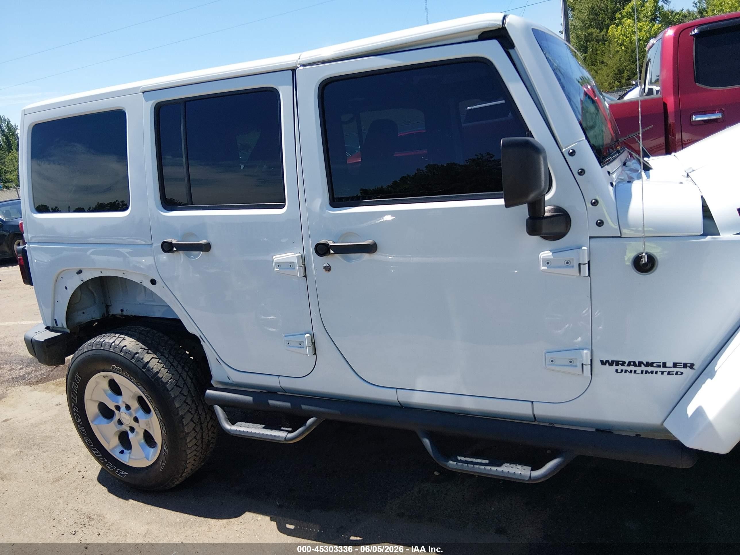 2015 Jeep Wrangler Unlimited Rubicon Hard Rock White vin: 1C4BJWFG7FL731027