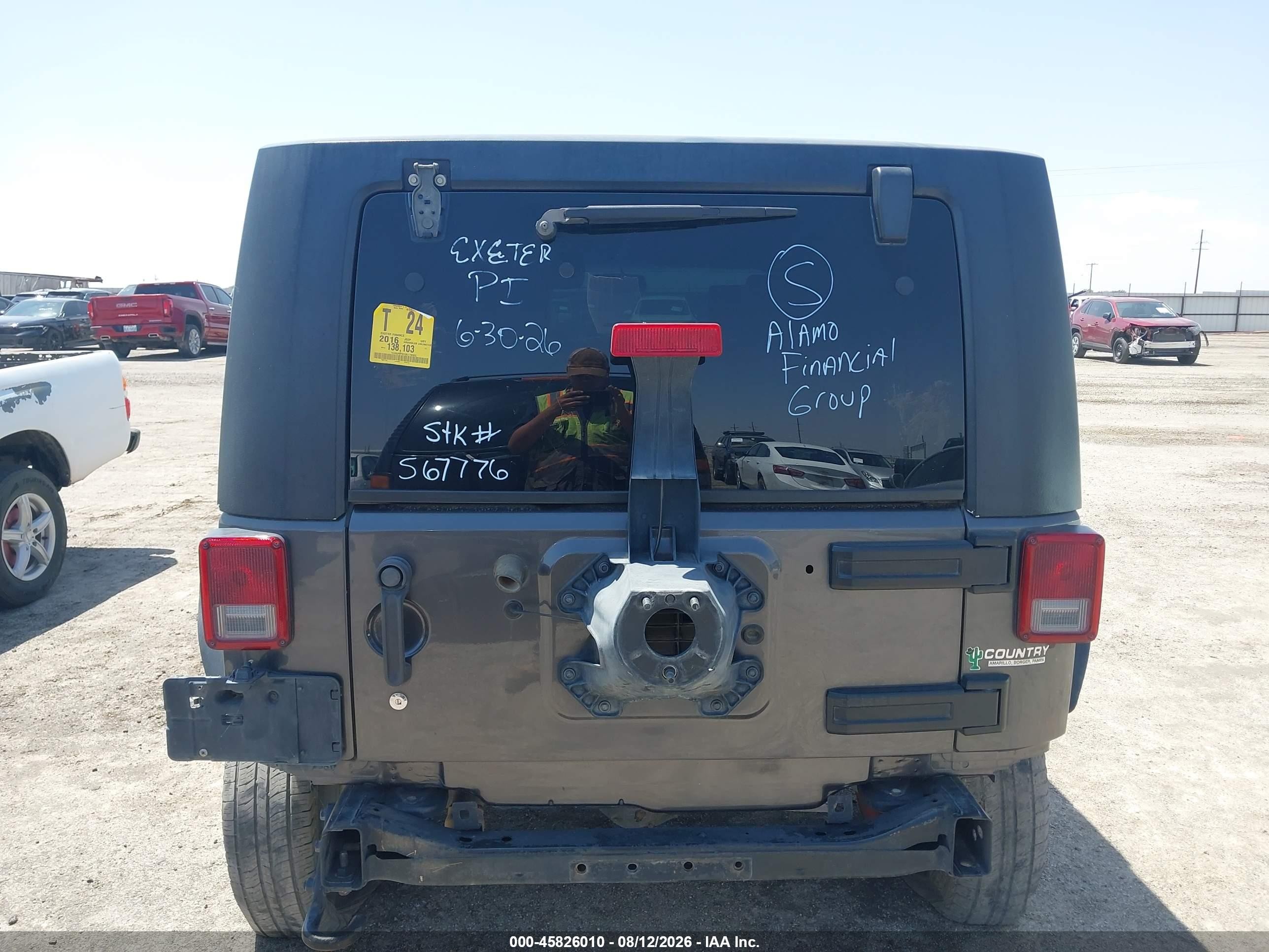2016 Jeep Wrangler Unlimited Rubicon Gray vin: 1C4BJWFG7GL179322