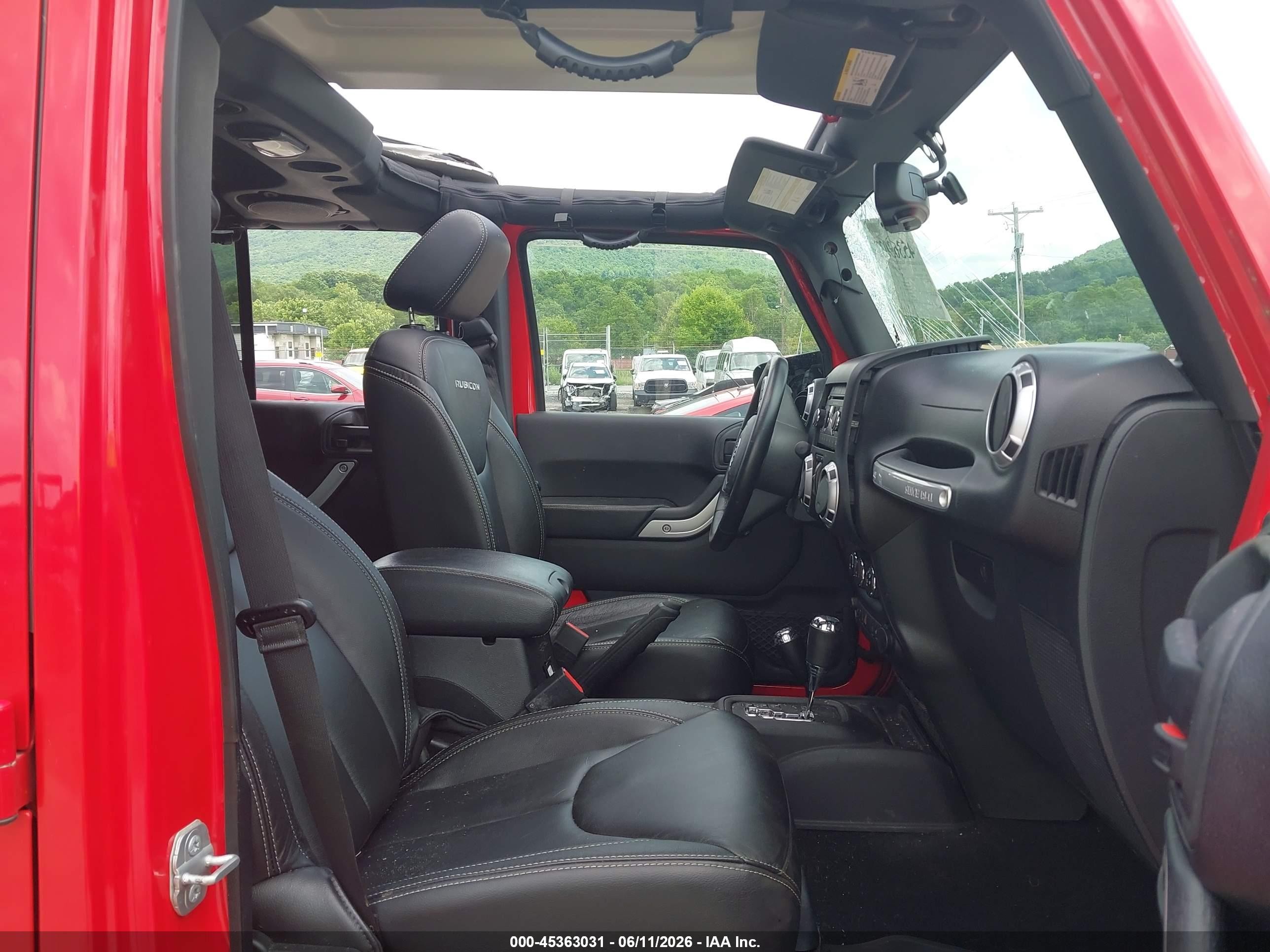 2014 Jeep Wrangler Unlimited Rubicon X Red vin: 1C4BJWFG8EL321626