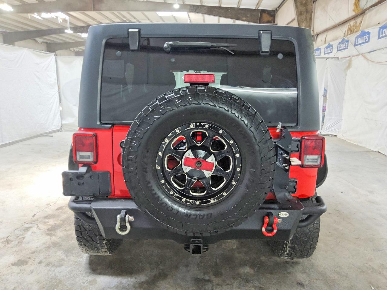 2015 Jeep Wrangler Unlimited Rubicon Red vin: 1C4BJWFG8FL598102