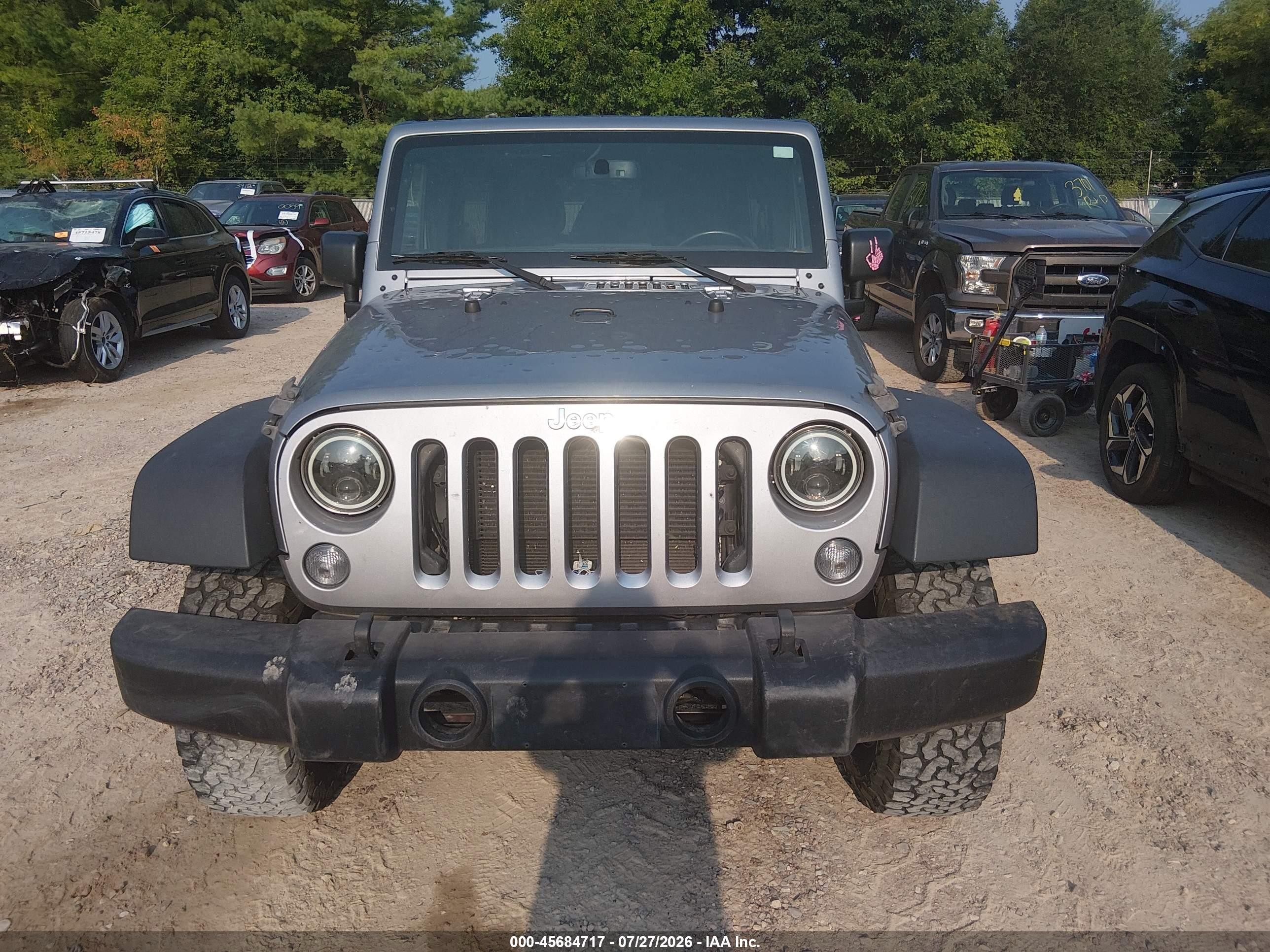 2015 Jeep Wrangler Unlimited Rubicon Silver vin: 1C4BJWFG8FL620017