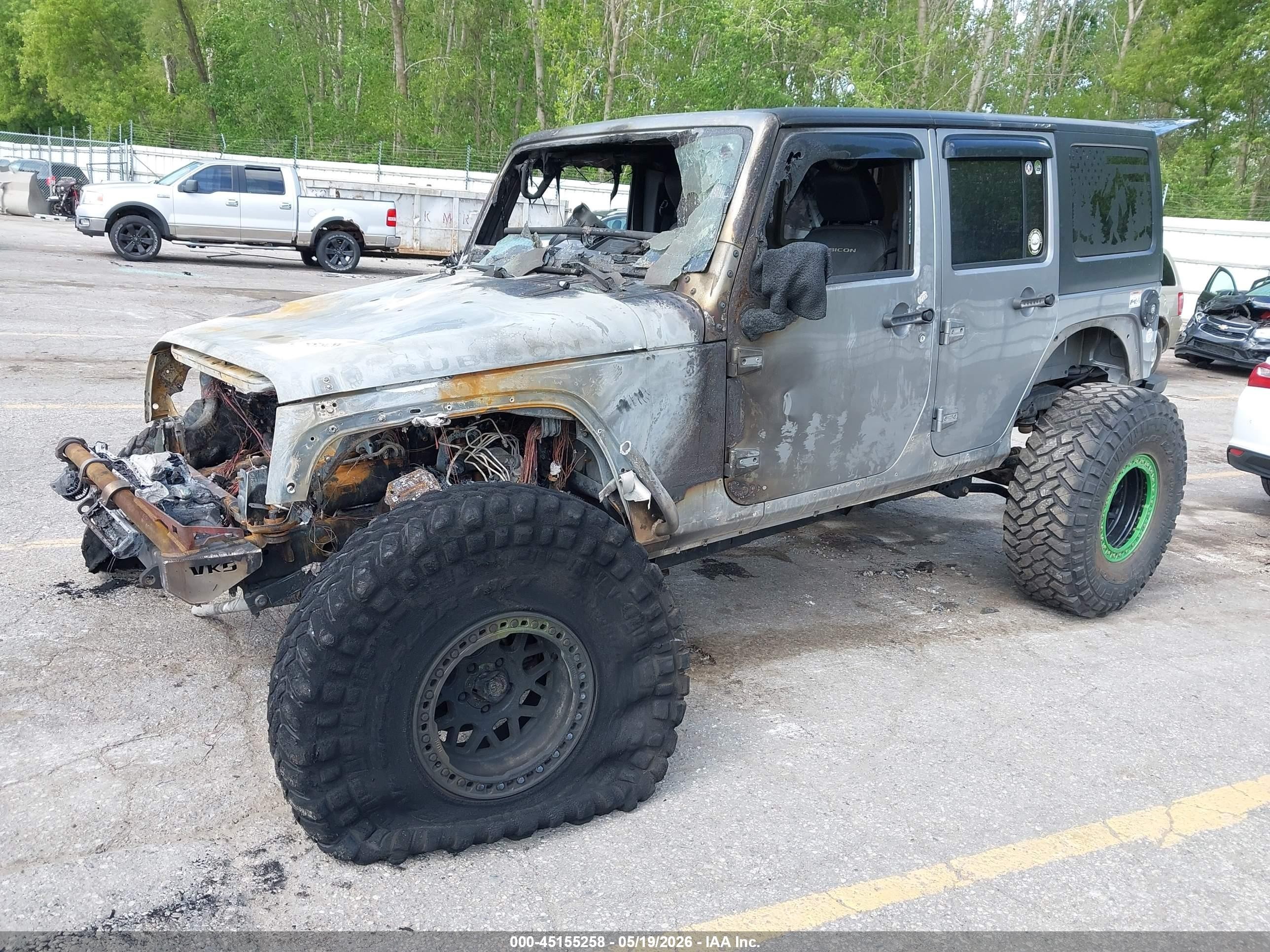 2015 Jeep Wrangler Unlimited Rubicon Gray vin: 1C4BJWFG8FL693923