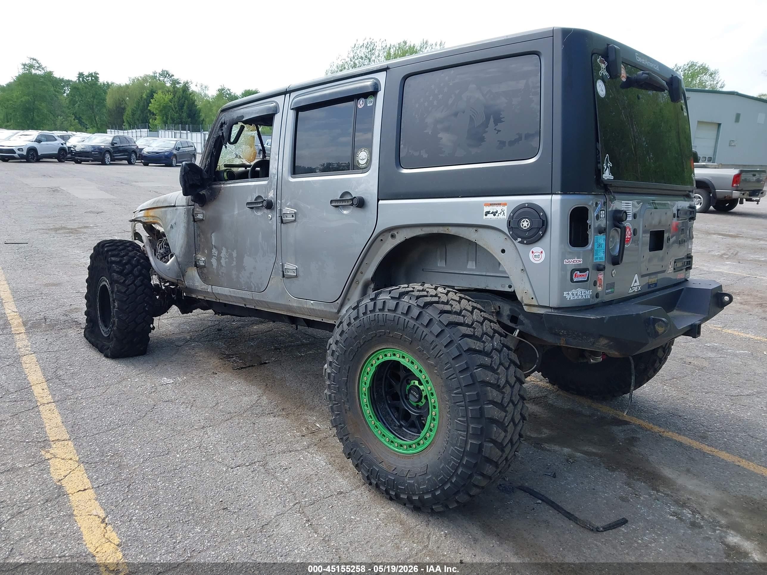 2015 Jeep Wrangler Unlimited Rubicon Gray vin: 1C4BJWFG8FL693923