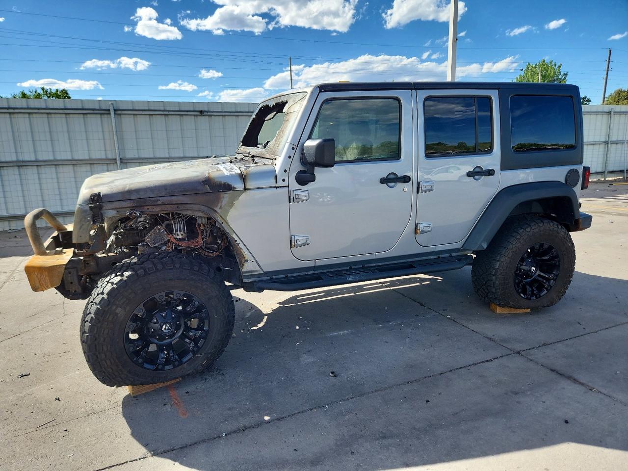 2015 Jeep Wrangler Unlimited Rubicon Silver vin: 1C4BJWFG8FL720845