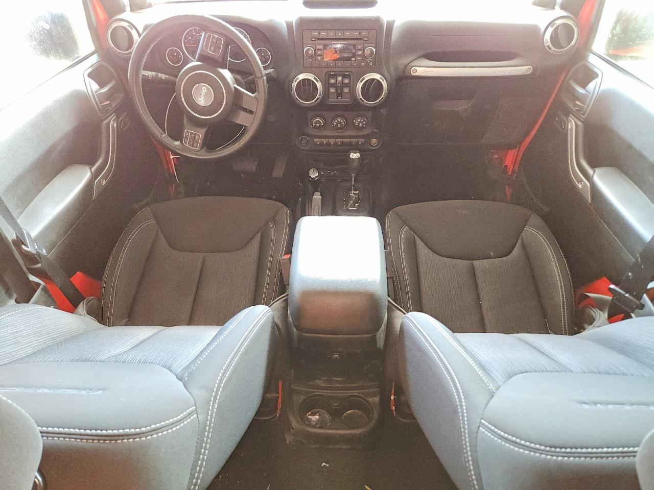 2013 Jeep Wrangler Unlimited Rubicon Red vin: 1C4BJWFG9DL615390