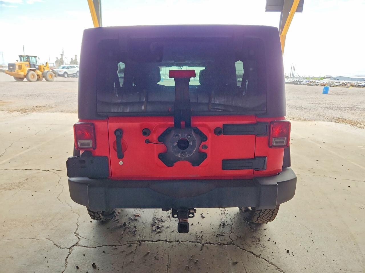 2013 Jeep Wrangler Unlimited Rubicon Red vin: 1C4BJWFG9DL615390