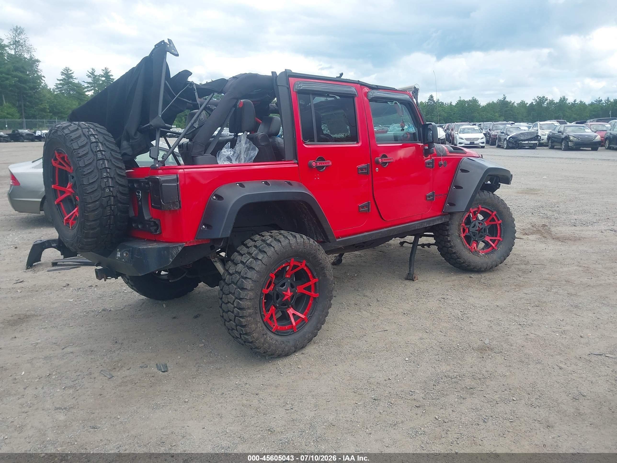 2015 Jeep Wrangler Unlimited Rubicon Red vin: 1C4BJWFG9FL592678