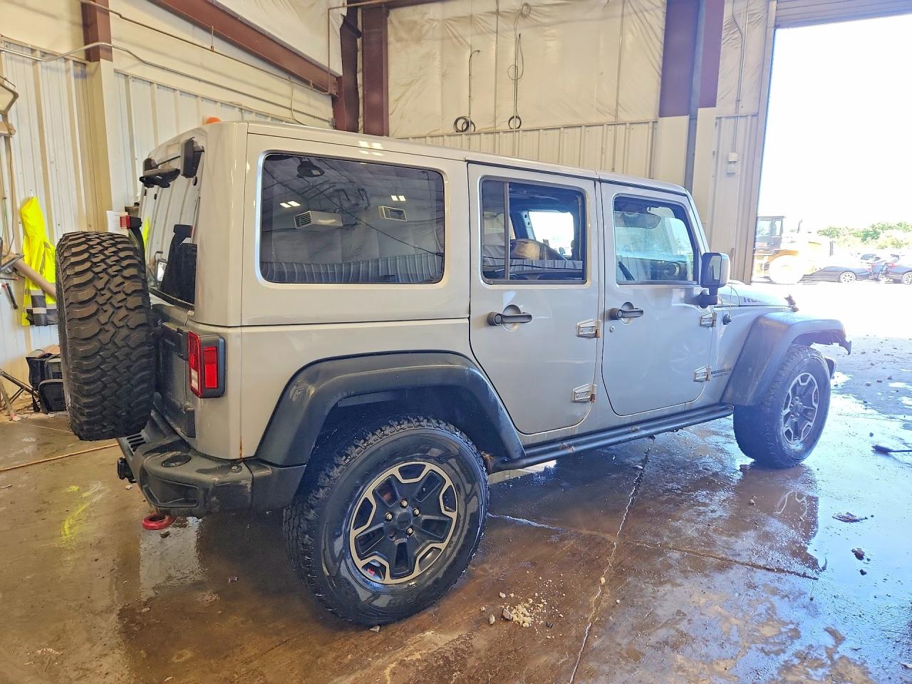 2015 Jeep Wrangler Unlimited Rubicon Серебряный vin: 1C4BJWFG9FL766412