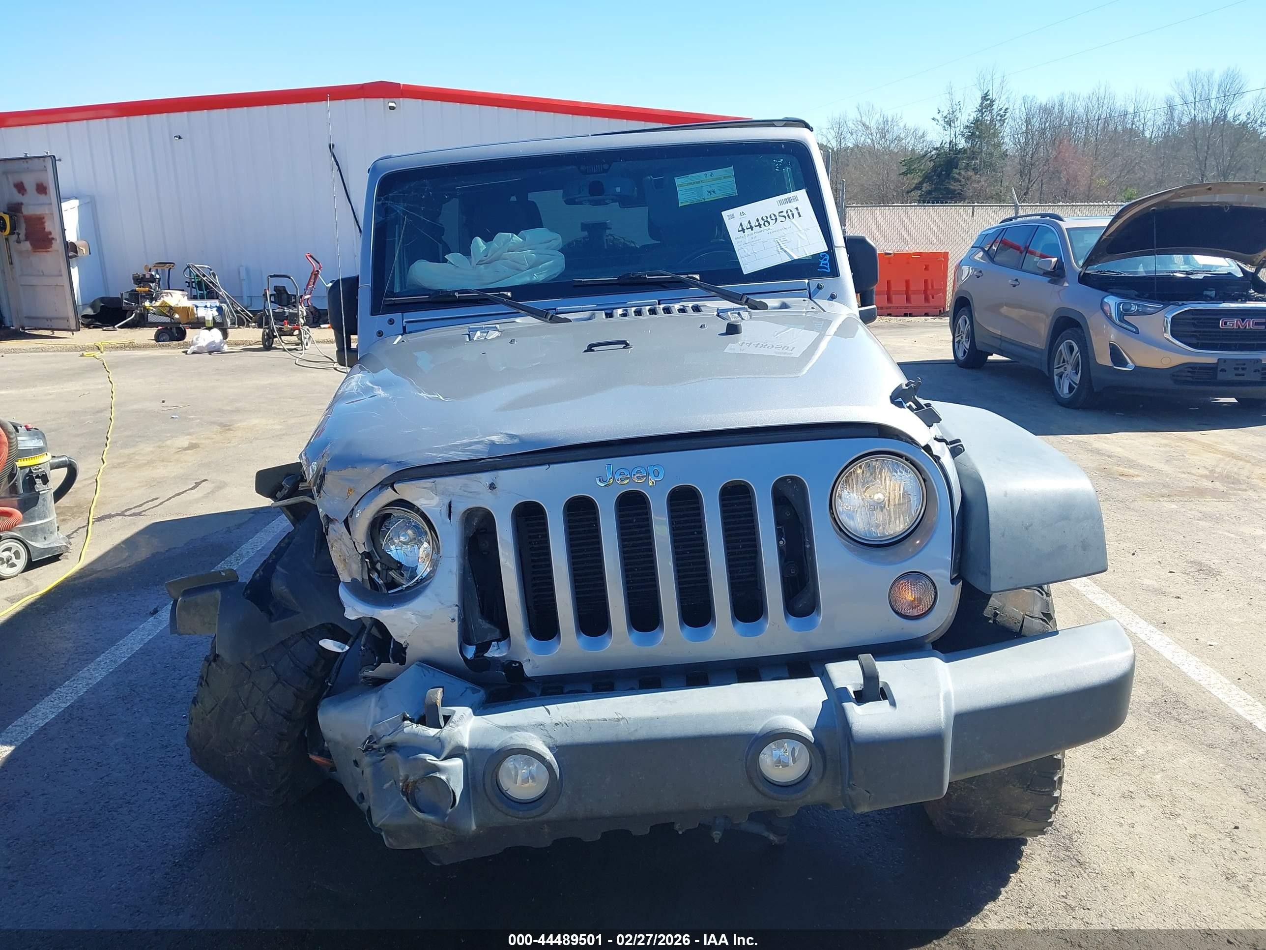 2015 Jeep Wrangler Unlimited Rubicon Silver vin: 1C4BJWFG9FL770363