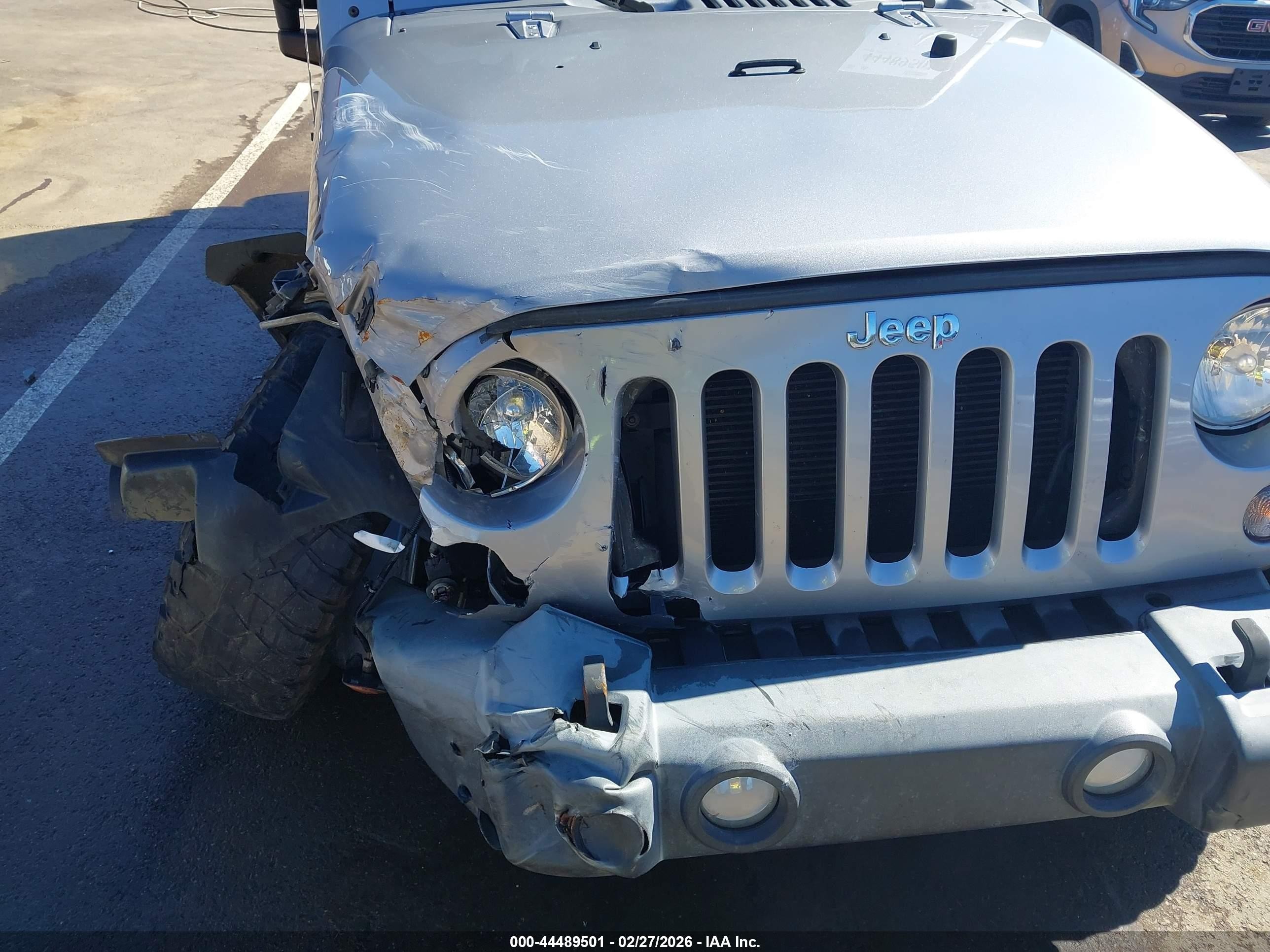 2015 Jeep Wrangler Unlimited Rubicon Silver vin: 1C4BJWFG9FL770363