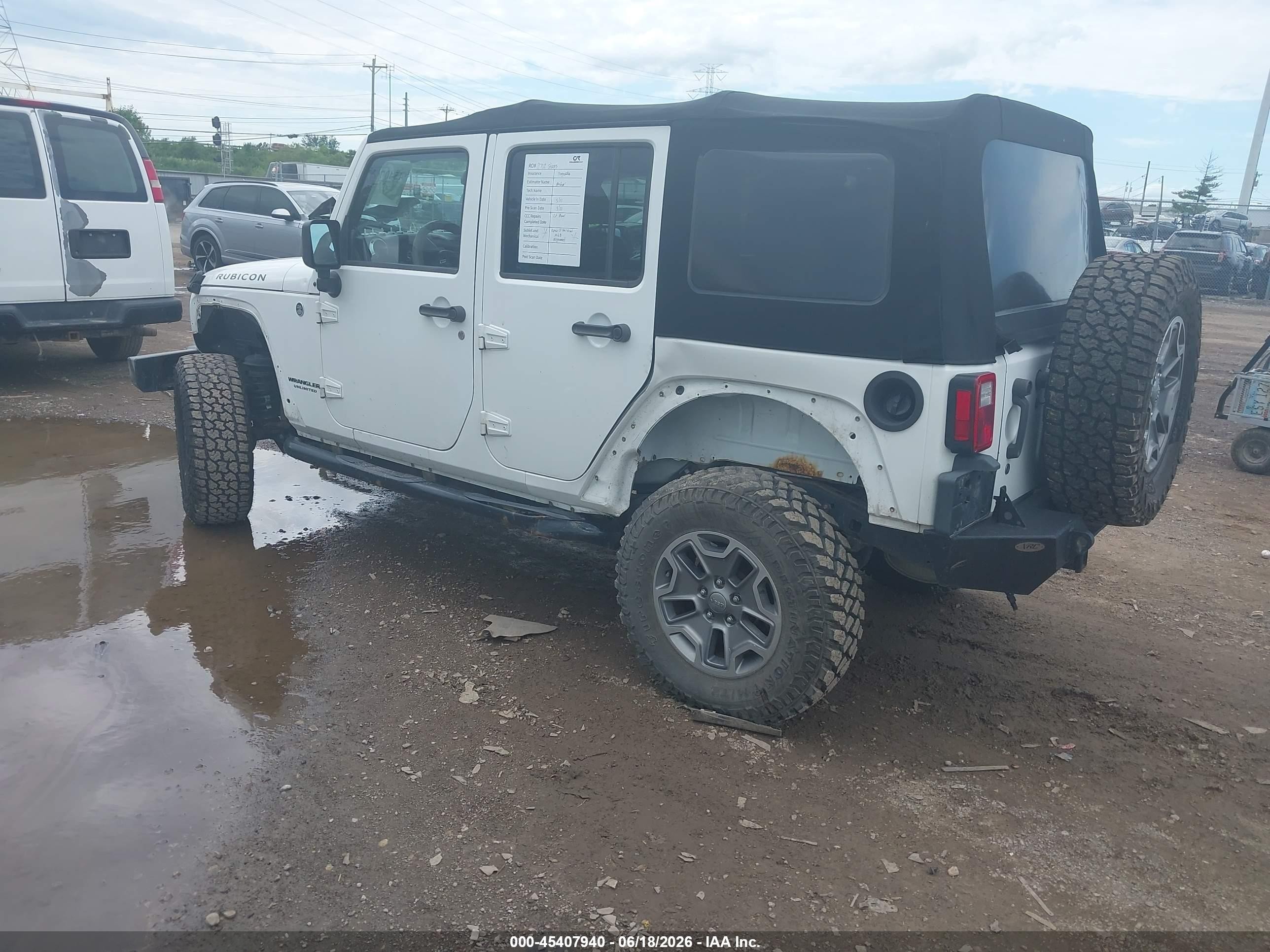 2013 Jeep Wrangler Unlimited Rubicon White vin: 1C4BJWFGXDL638239