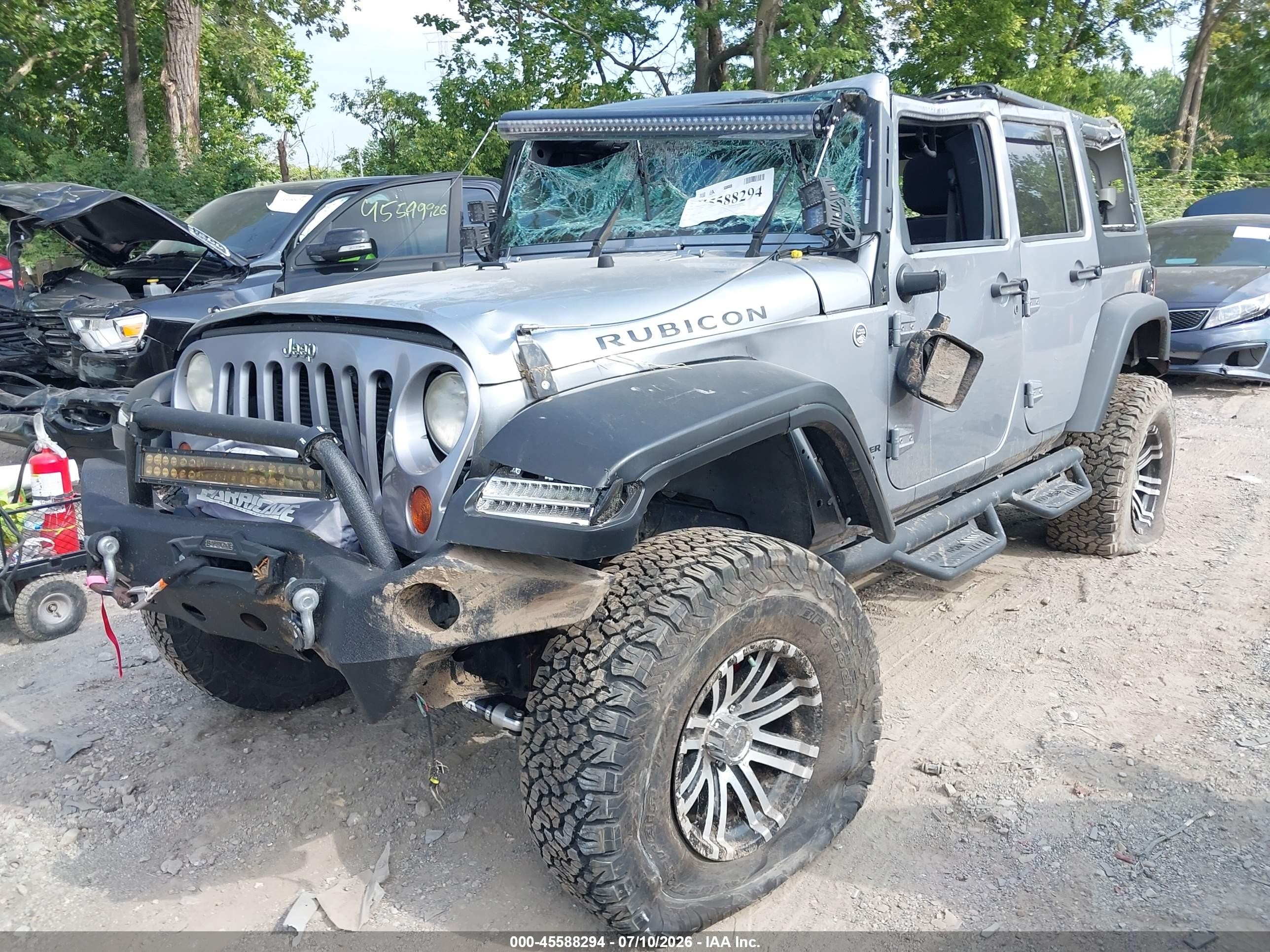 2013 Jeep Wrangler Unlimited Rubicon Silver vin: 1C4BJWFGXDL656515