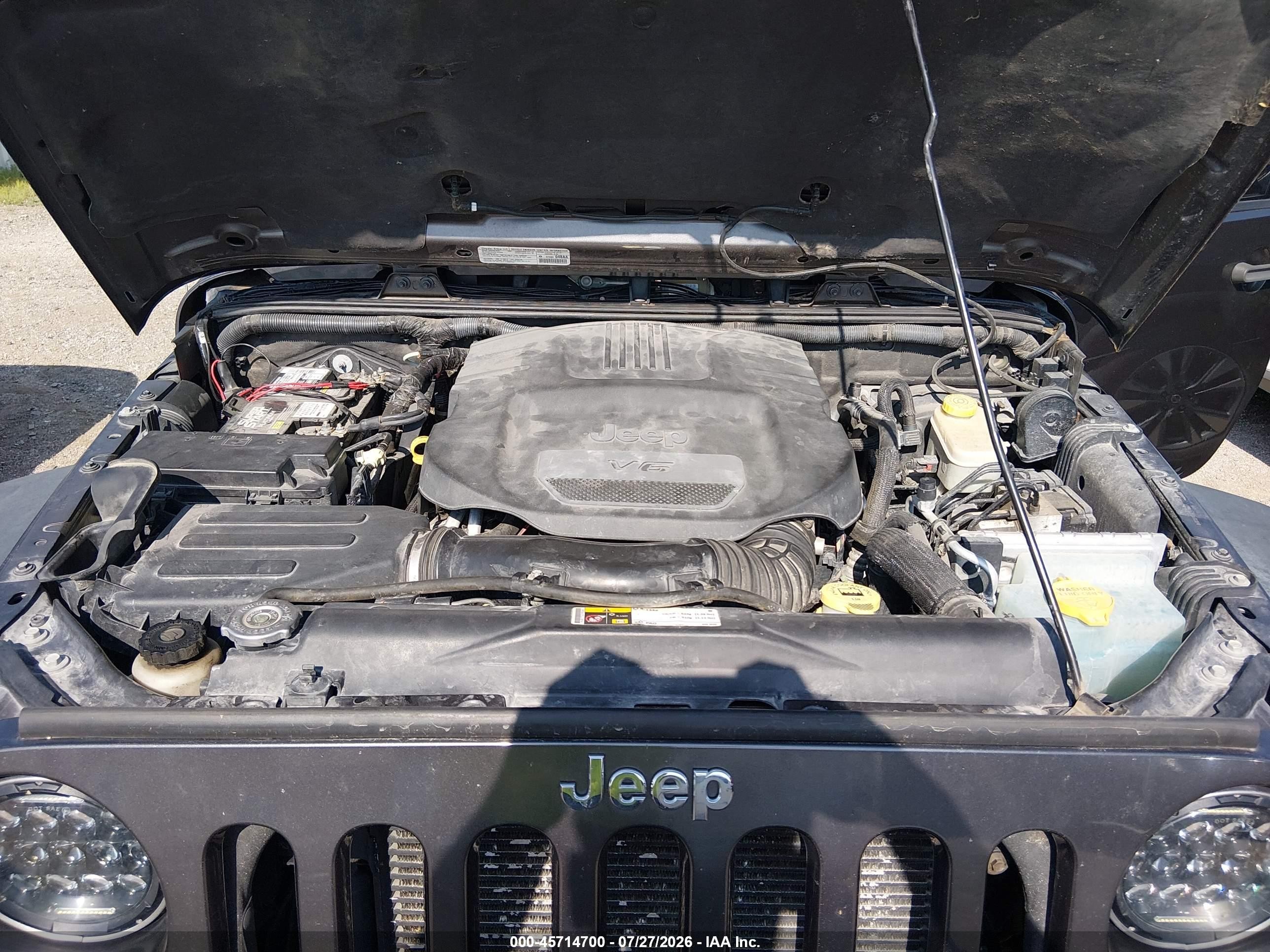 2014 Jeep Wrangler Unlimited Rubicon Gray vin: 1C4BJWFGXEL230759