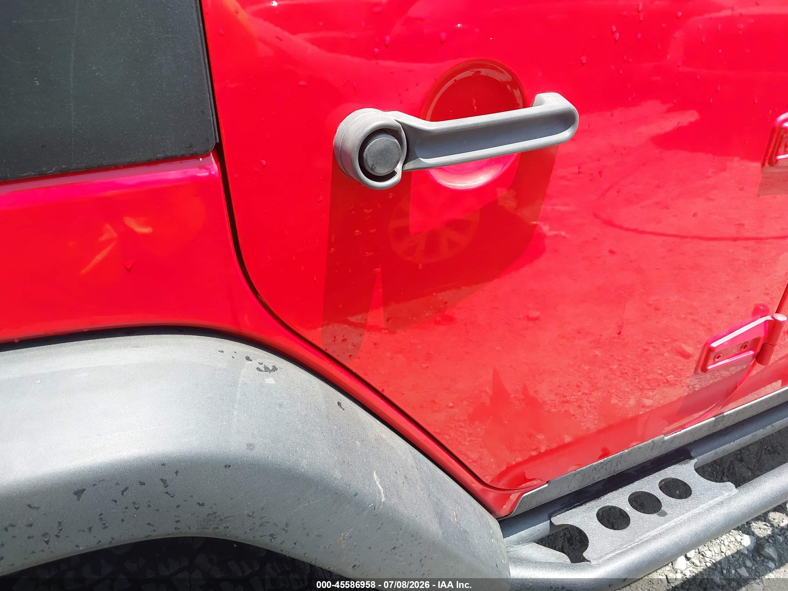 2015 Jeep Wrangler Unlimited Rubicon Red vin: 1C4BJWFGXFL562119