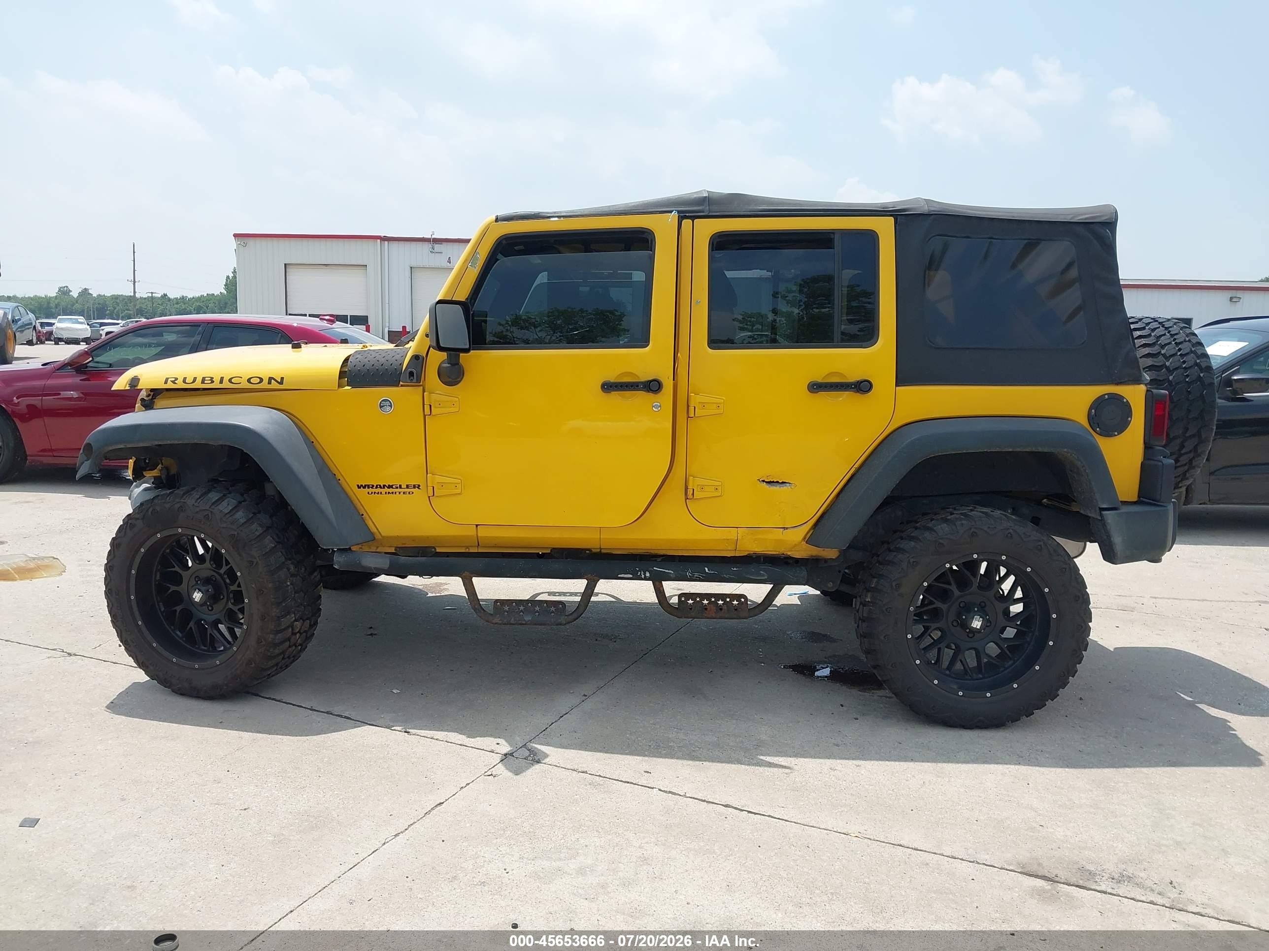 2015 Jeep Wrangler Unlimited Rubicon Желтый vin: 1C4BJWFGXFL718885