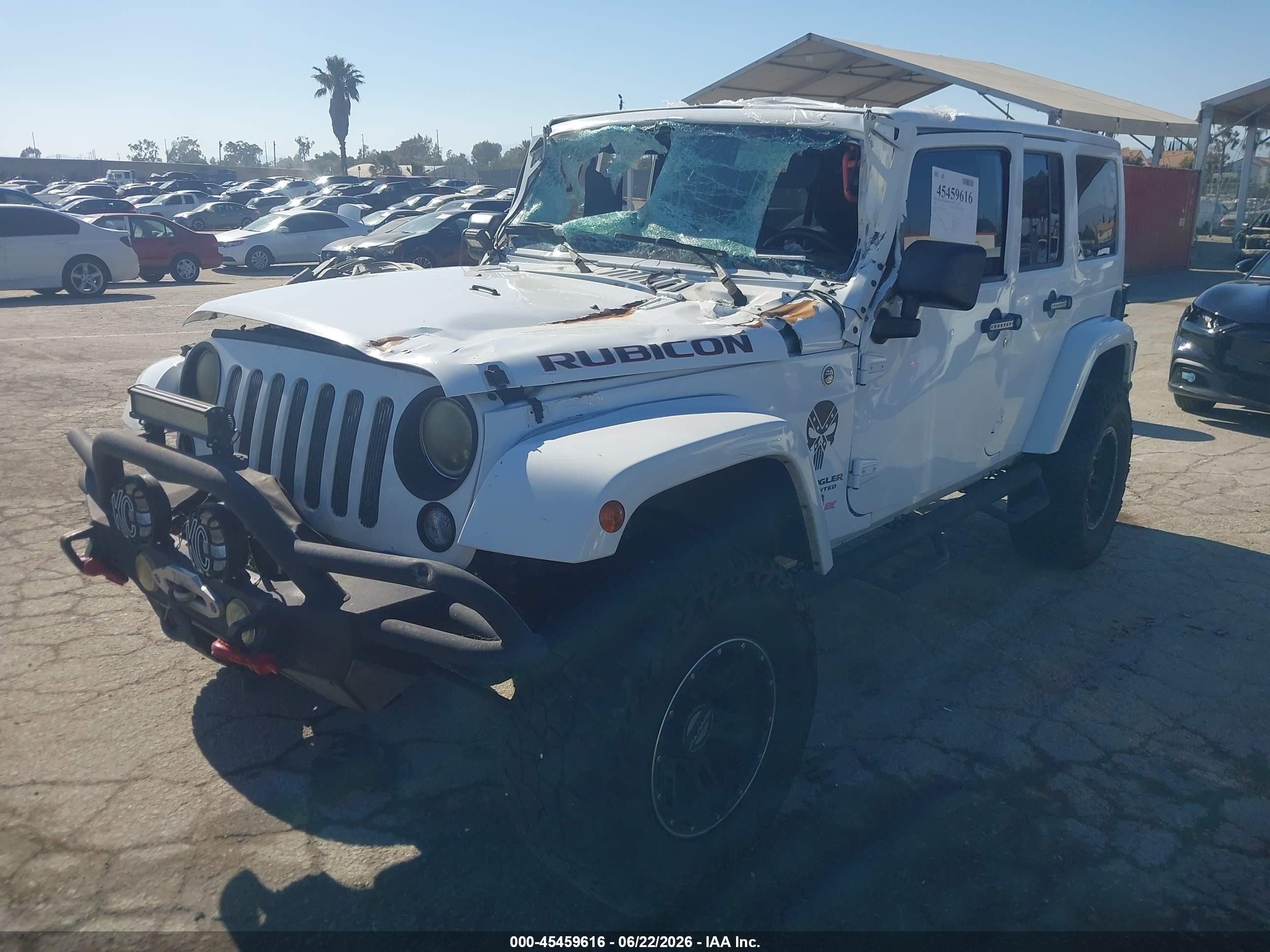 2015 Jeep Wrangler Unlimited Rubicon White vin: 1C4BJWFGXFL766564