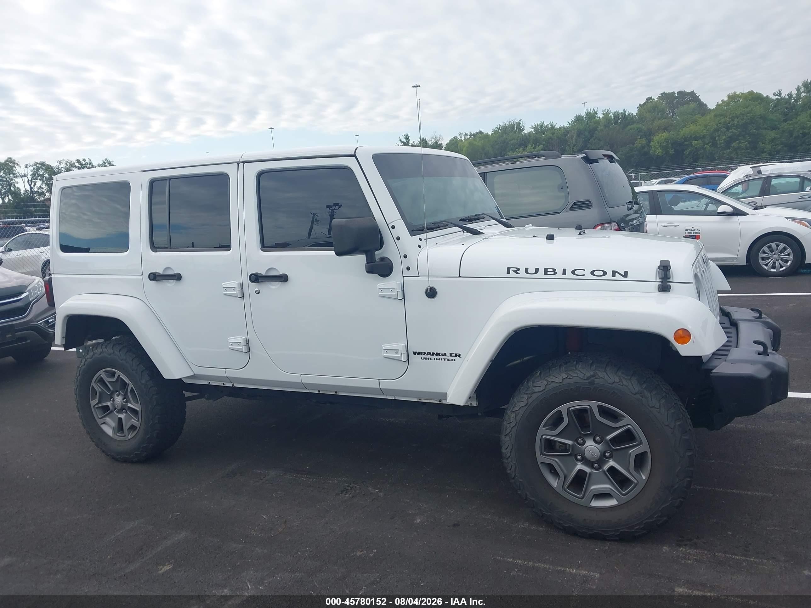 2015 Jeep Wrangler Unlimited Rubicon White vin: 1C4BJWFGXFL767746