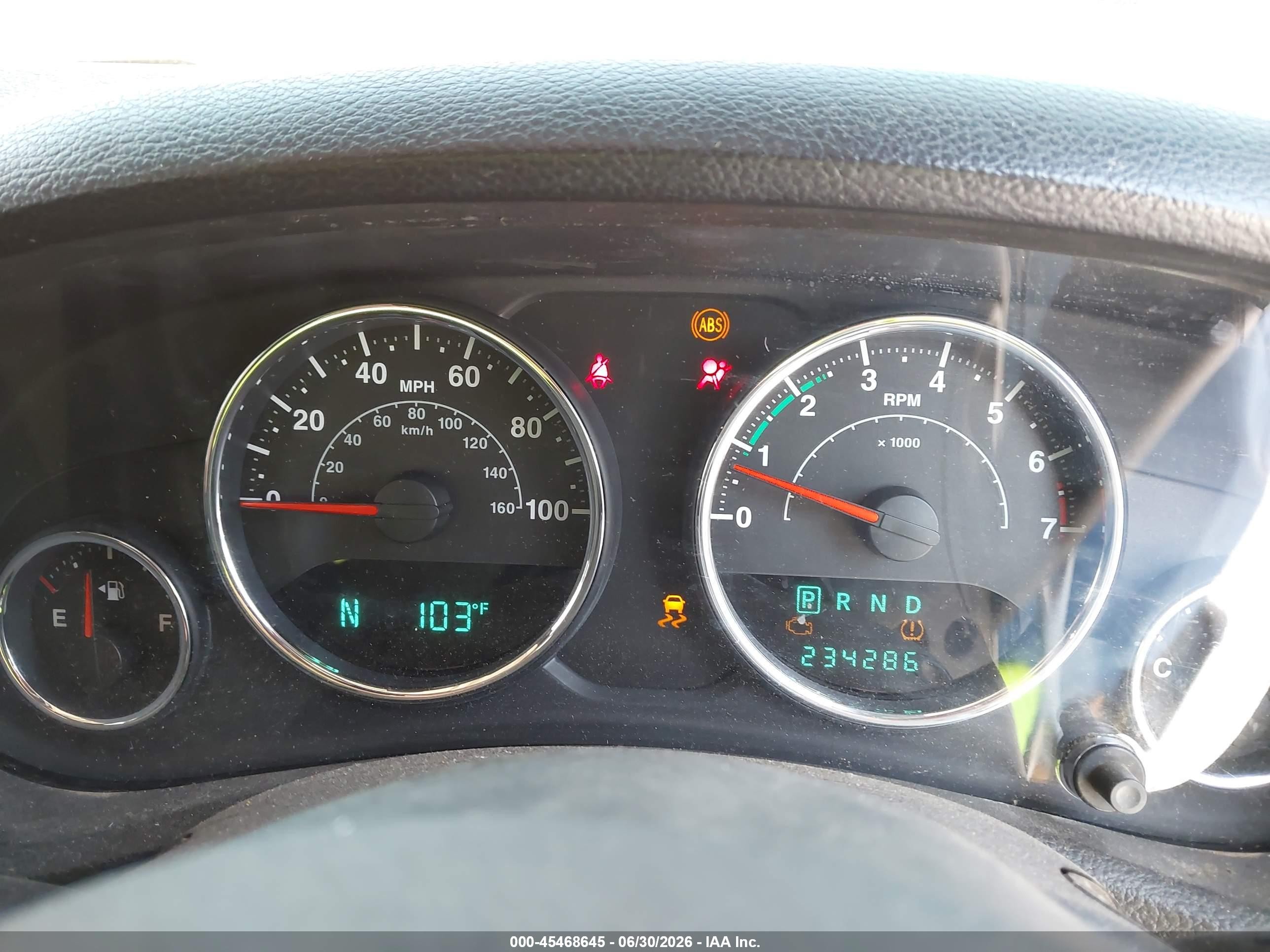 2014 Jeep Wrangler Unlimited Sport Rhd Orange vin: 1C4BJWKG0EL268393