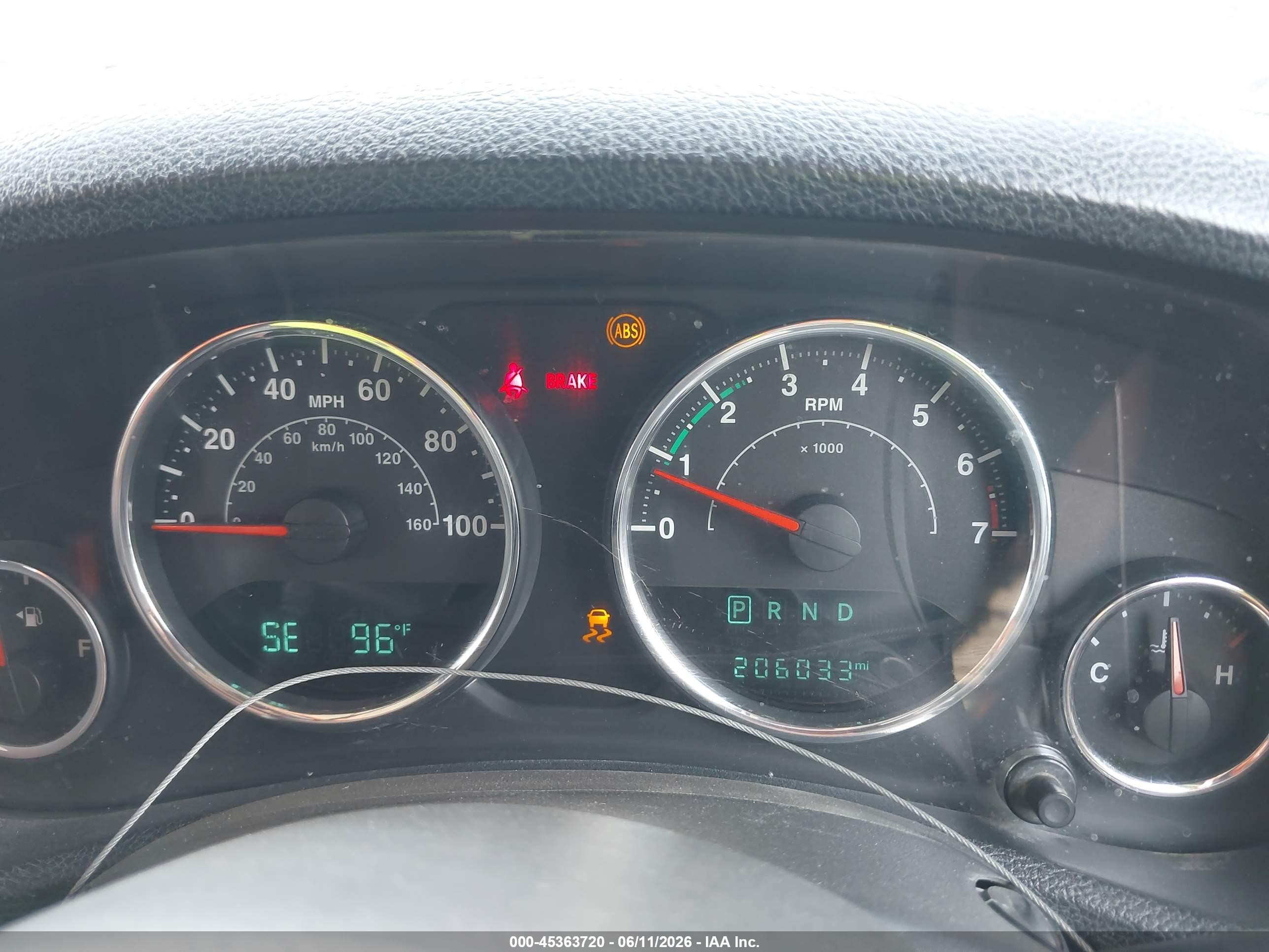 2015 Jeep Wrangler Unlimited Sport Rhd White vin: 1C4BJWKG1FL672451