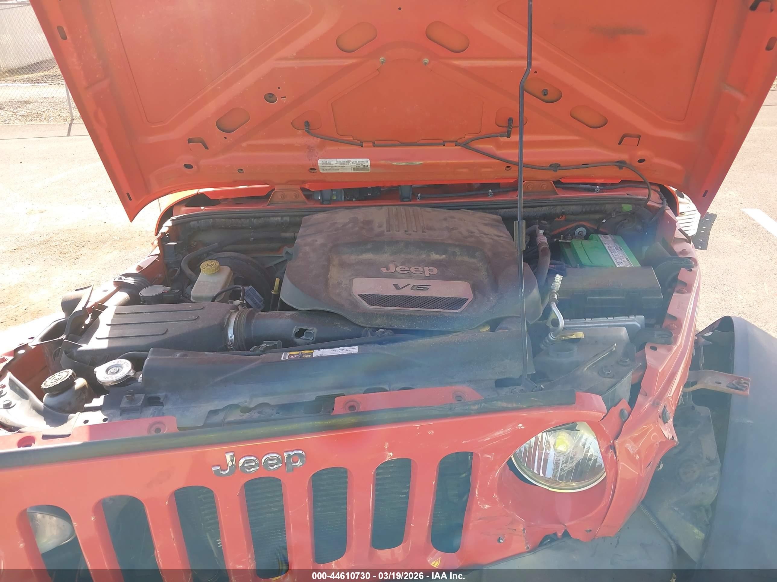 2015 Jeep Wrangler Unlimited Sport Rhd Orange vin: 1C4BJWKG3FL632839