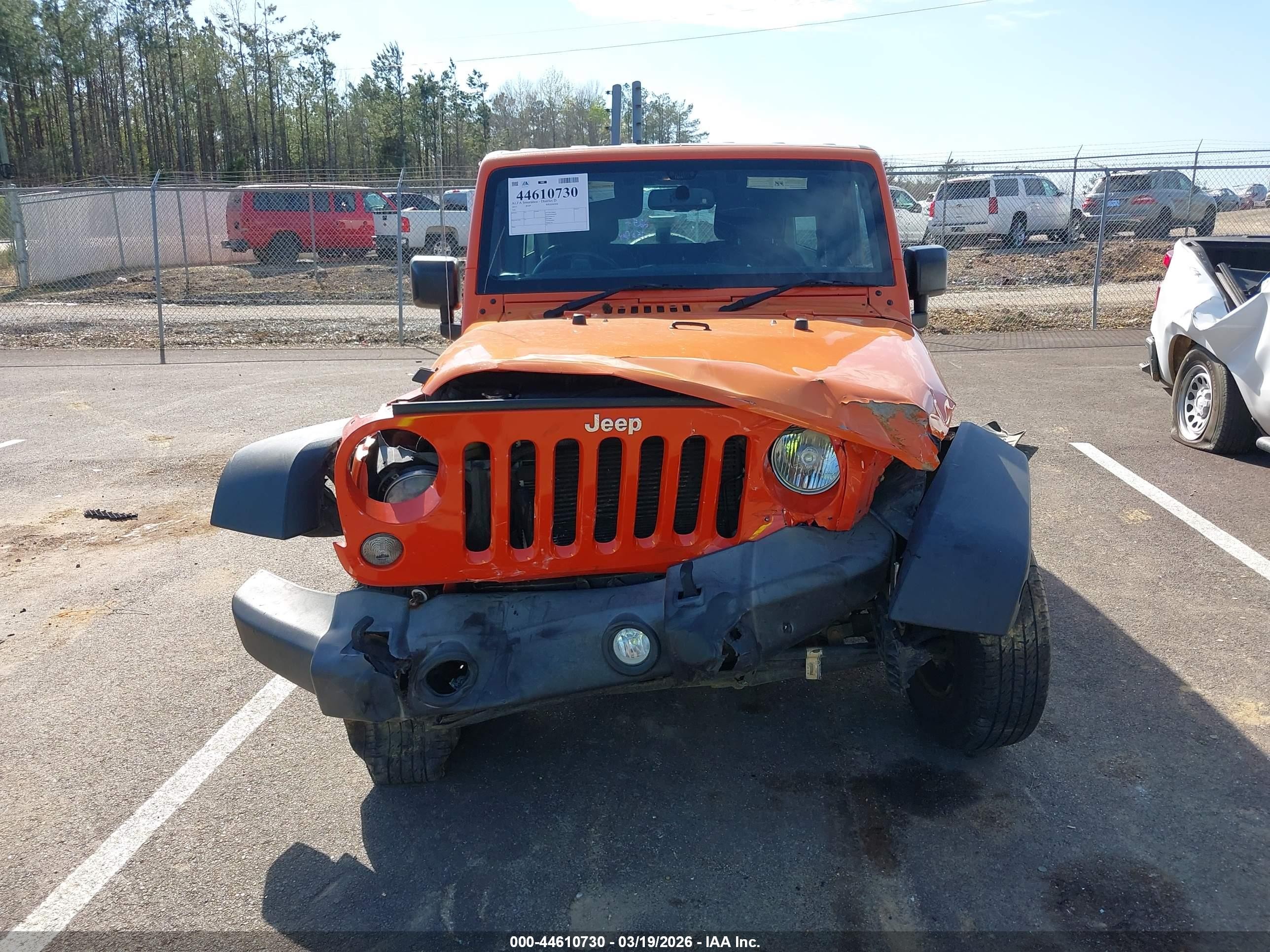 2015 Jeep Wrangler Unlimited Sport Rhd Orange vin: 1C4BJWKG3FL632839