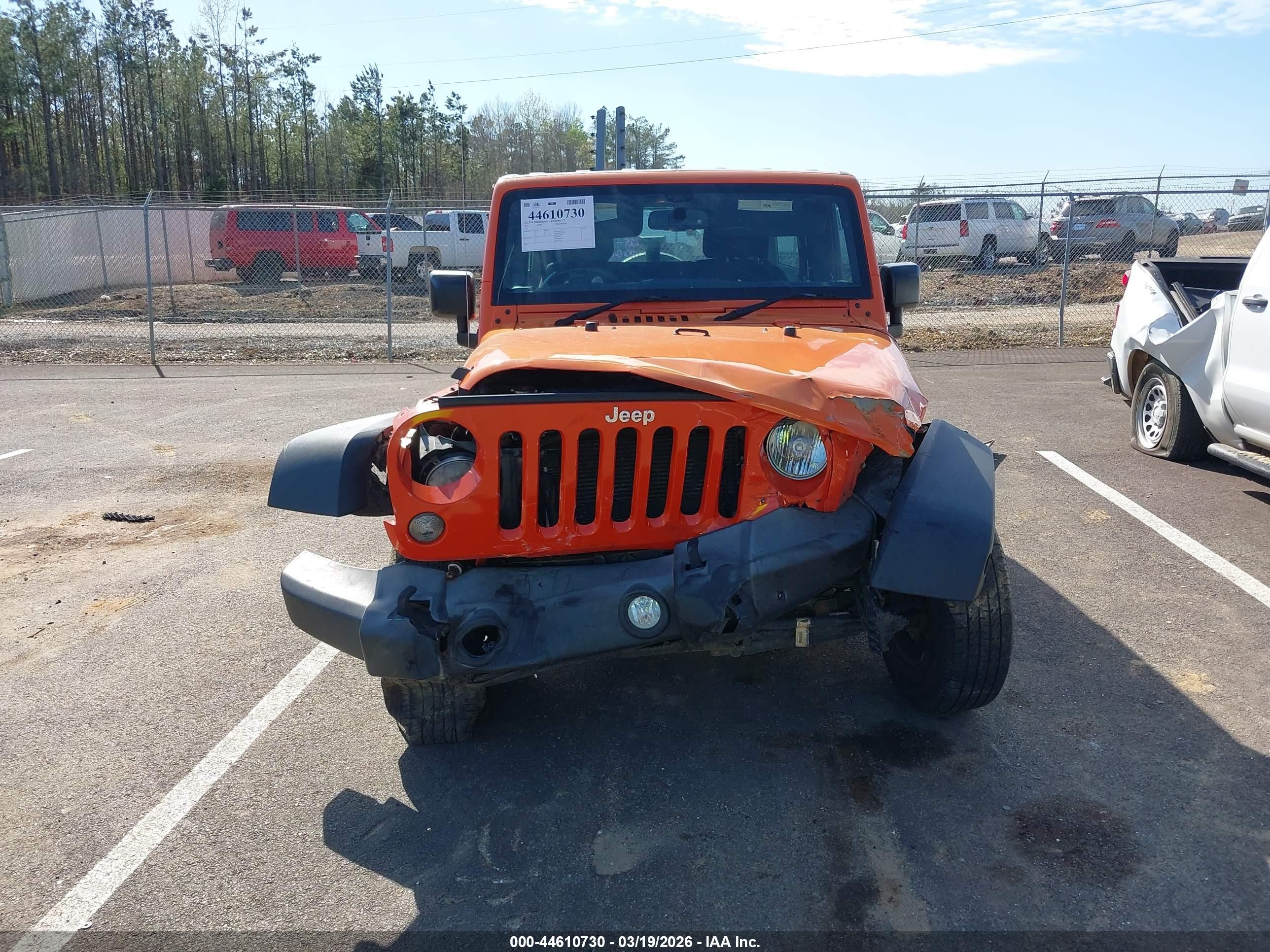2015 Jeep Wrangler Unlimited Sport Rhd Orange vin: 1C4BJWKG3FL632839