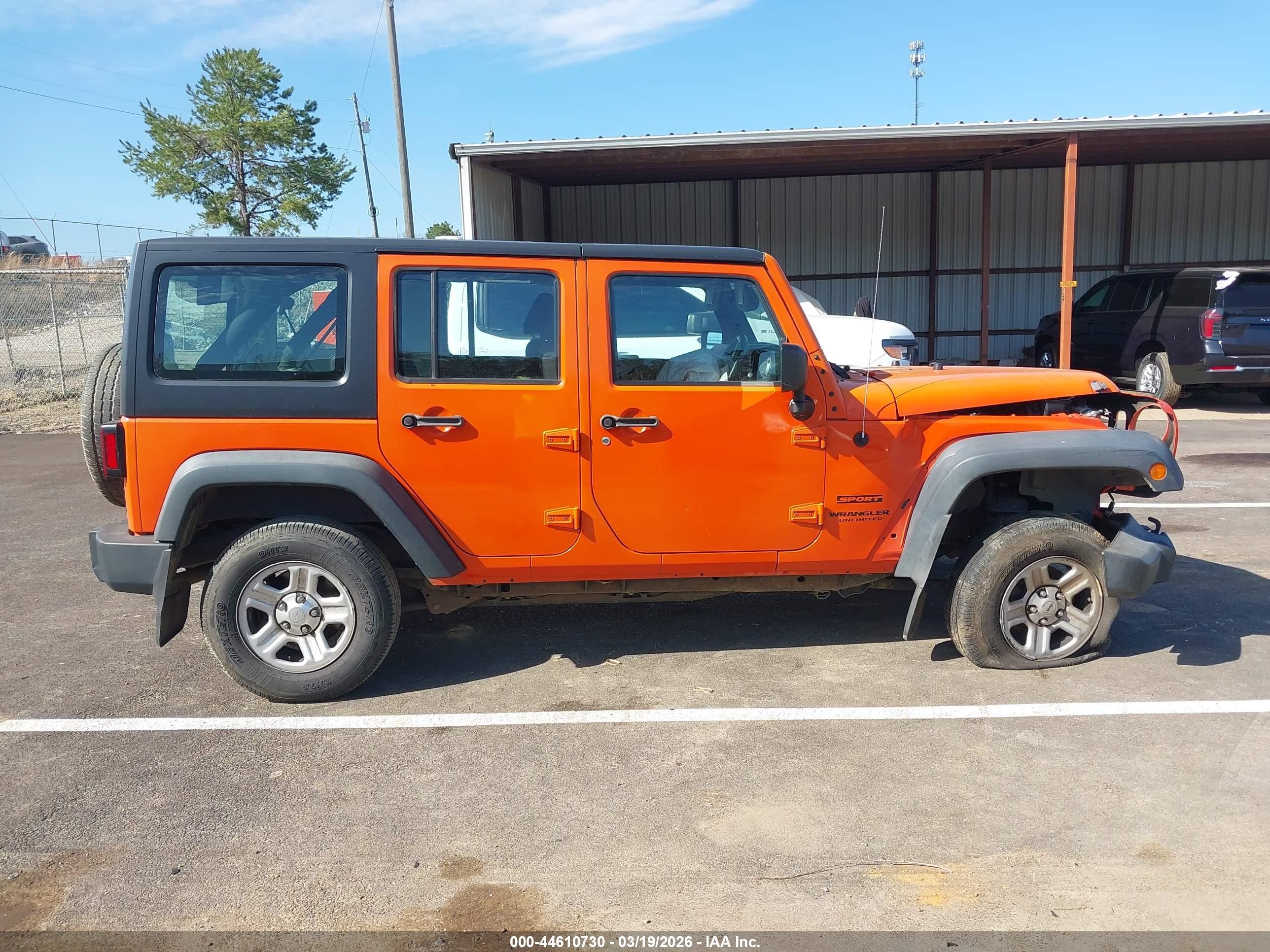 2015 Jeep Wrangler Unlimited Sport Rhd Orange vin: 1C4BJWKG3FL632839