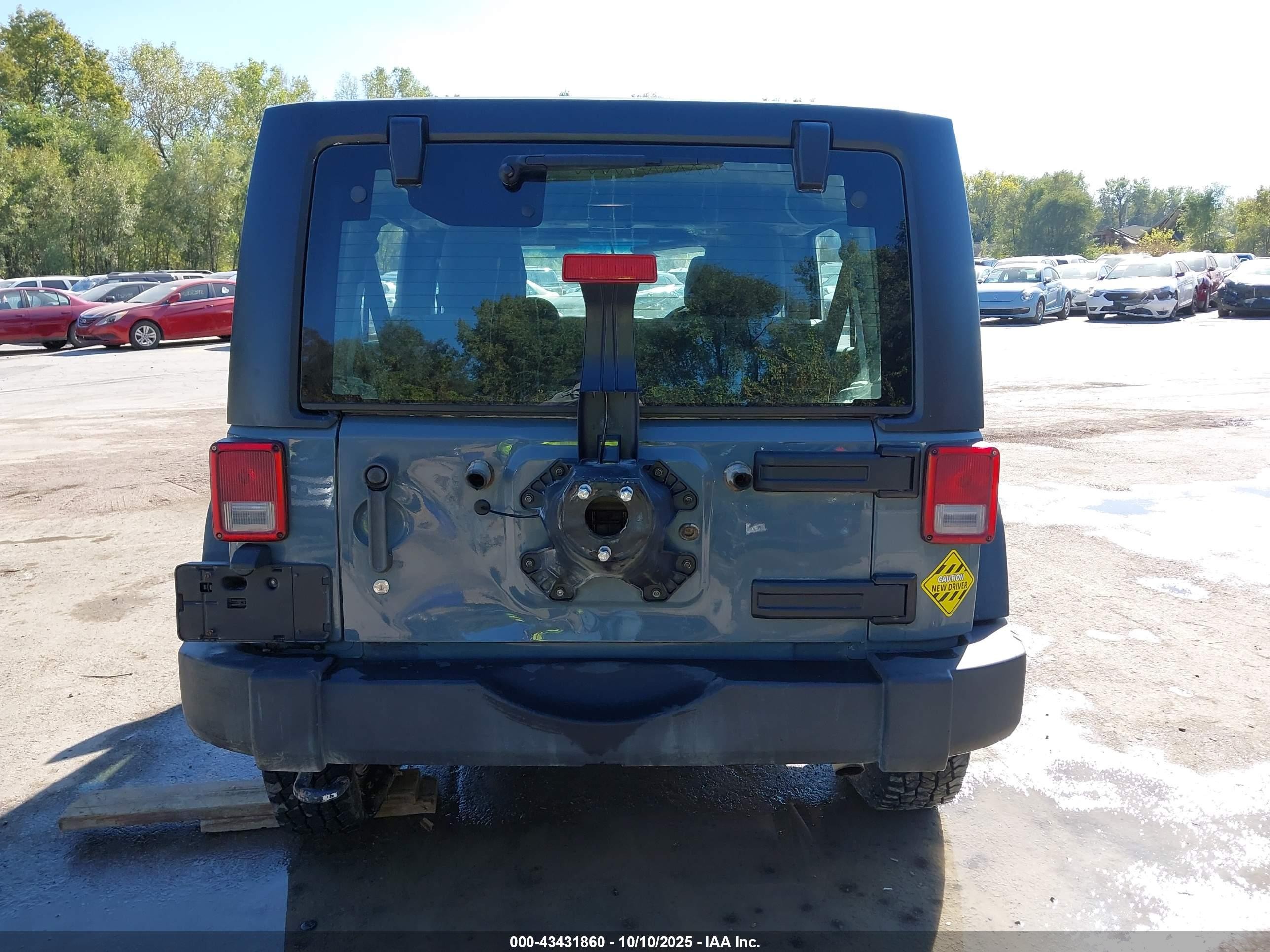2014 Jeep Wrangler Unlimited Sport Rhd Серый vin: 1C4BJWKG5EL262766