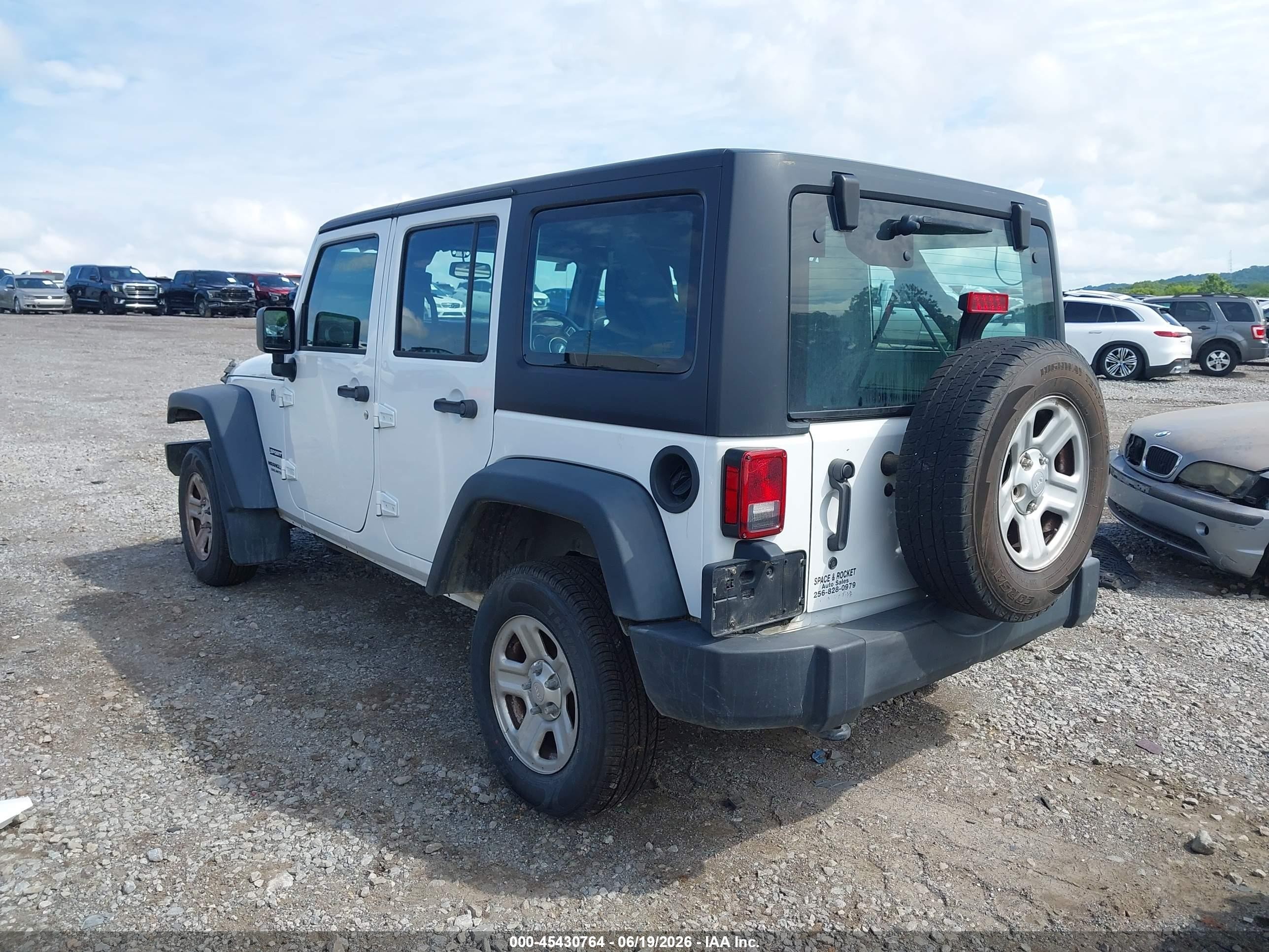 2015 Jeep Wrangler Unlimited Sport Rhd White vin: 1C4BJWKG5FL652106