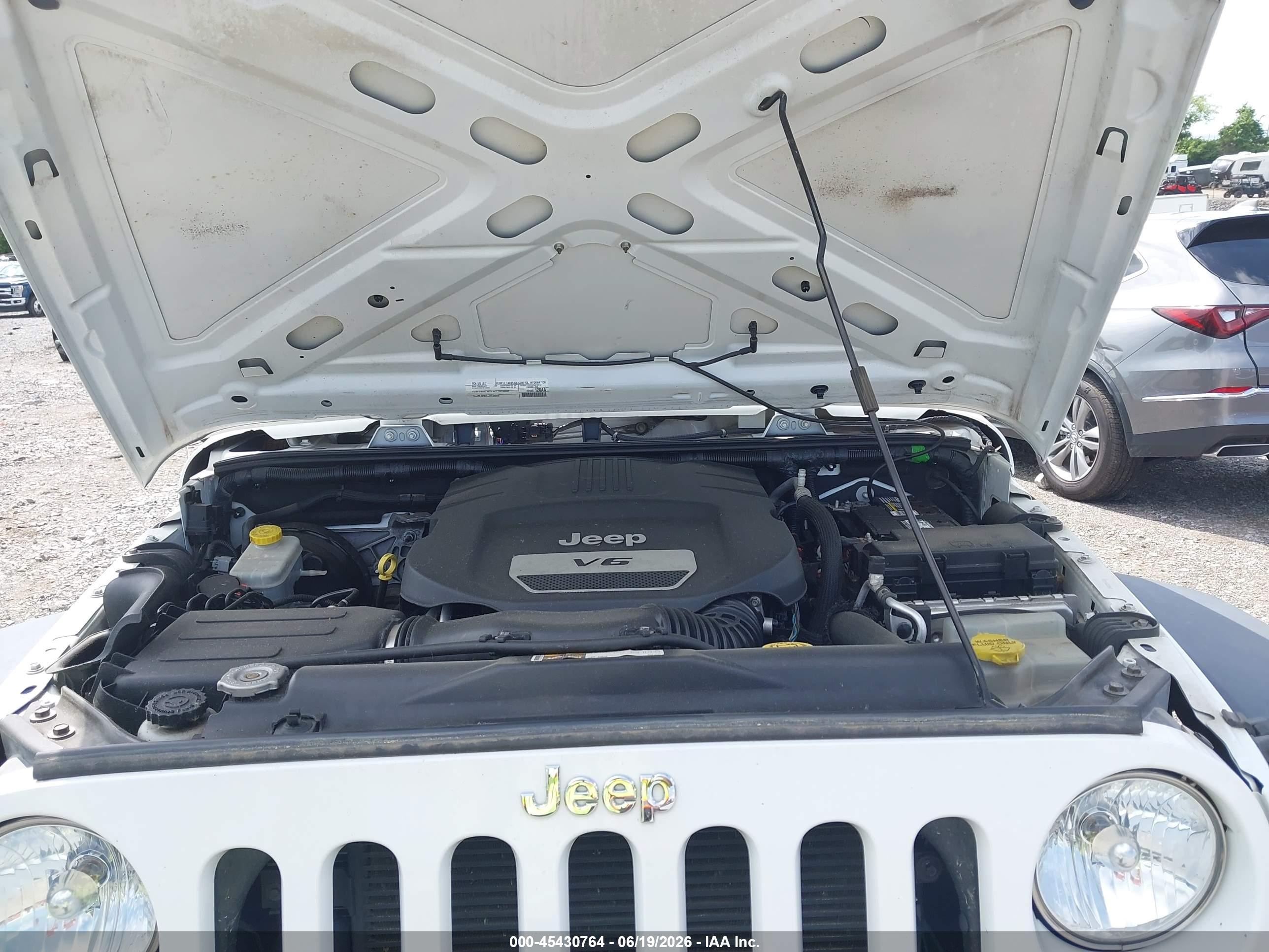 2015 Jeep Wrangler Unlimited Sport Rhd White vin: 1C4BJWKG5FL652106
