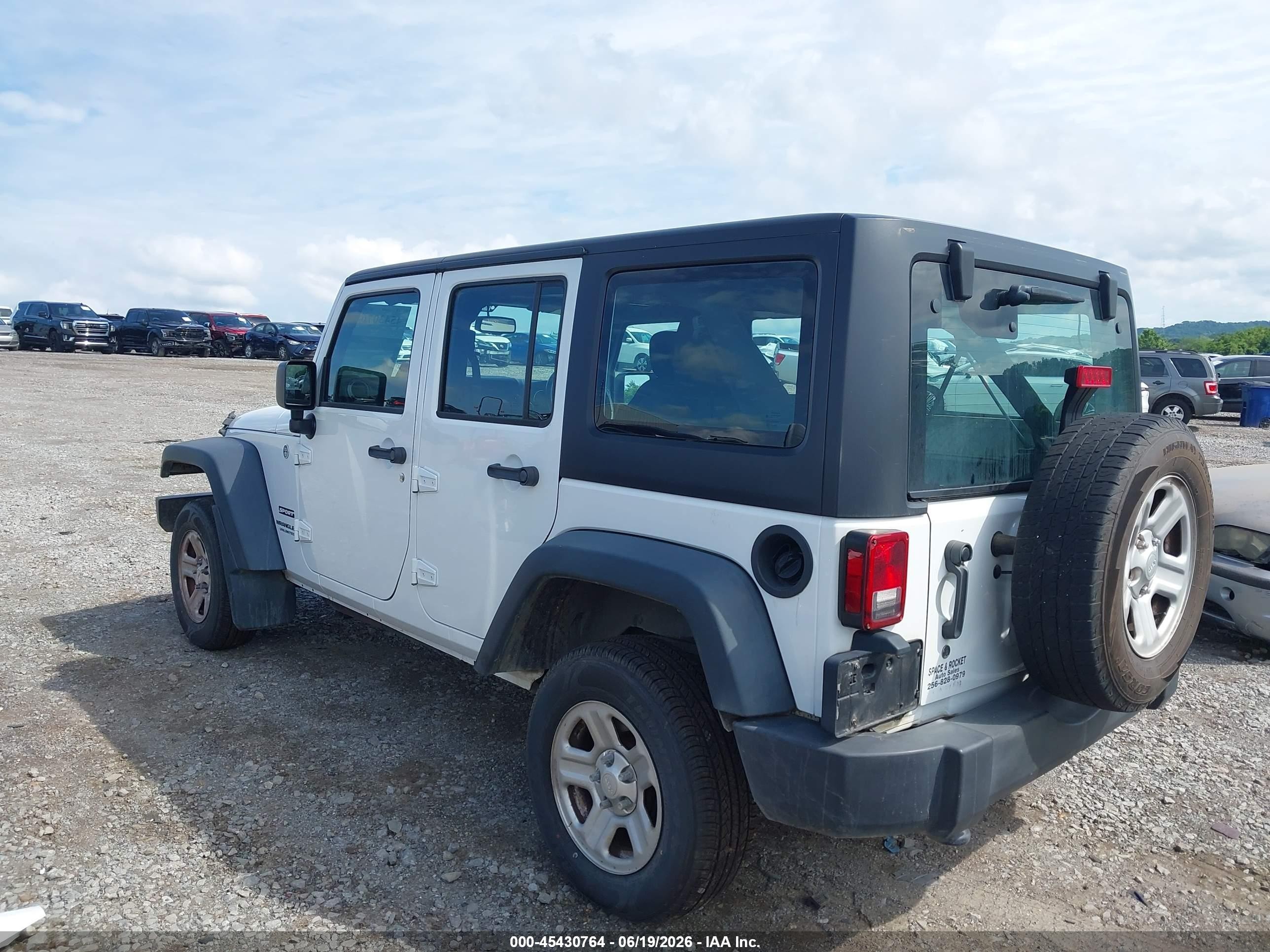 2015 Jeep Wrangler Unlimited Sport Rhd White vin: 1C4BJWKG5FL652106