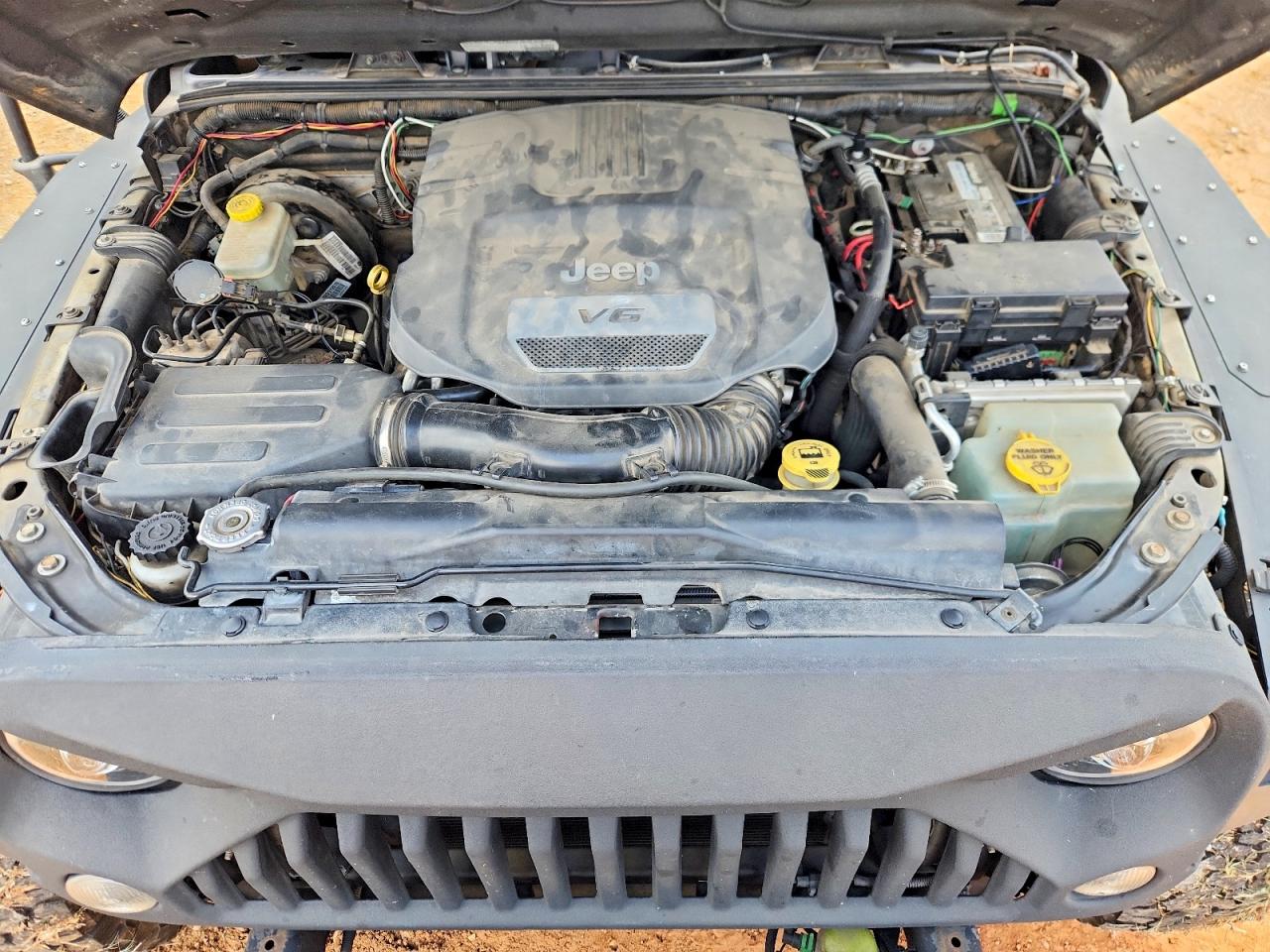 2014 Jeep Wrangler Unlimited Sport Серый vin: 1C4BJWKG6EL280788