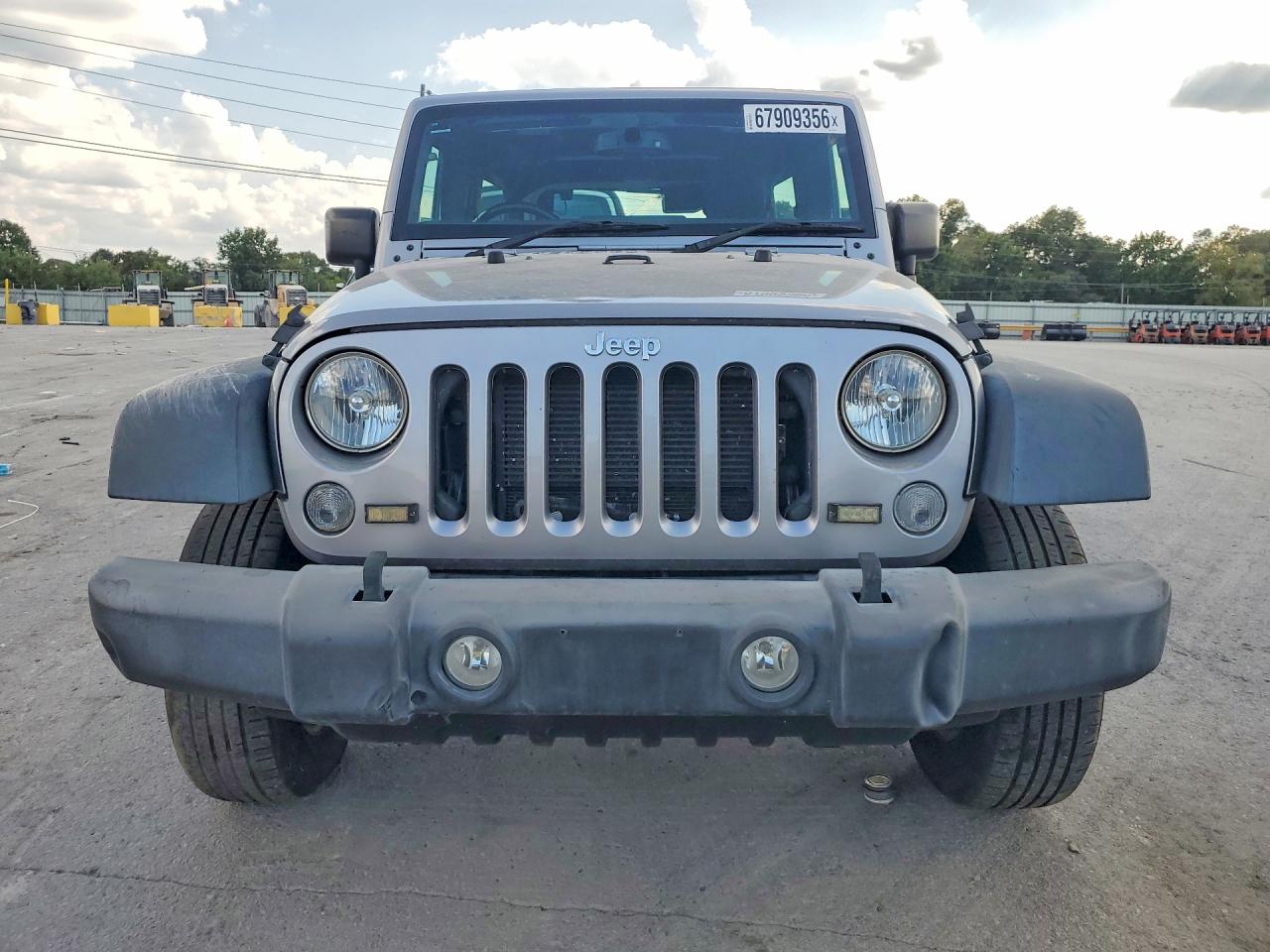 2016 Jeep Wrangler Unlimited Sport Silver vin: 1C4BJWKG7GL200305