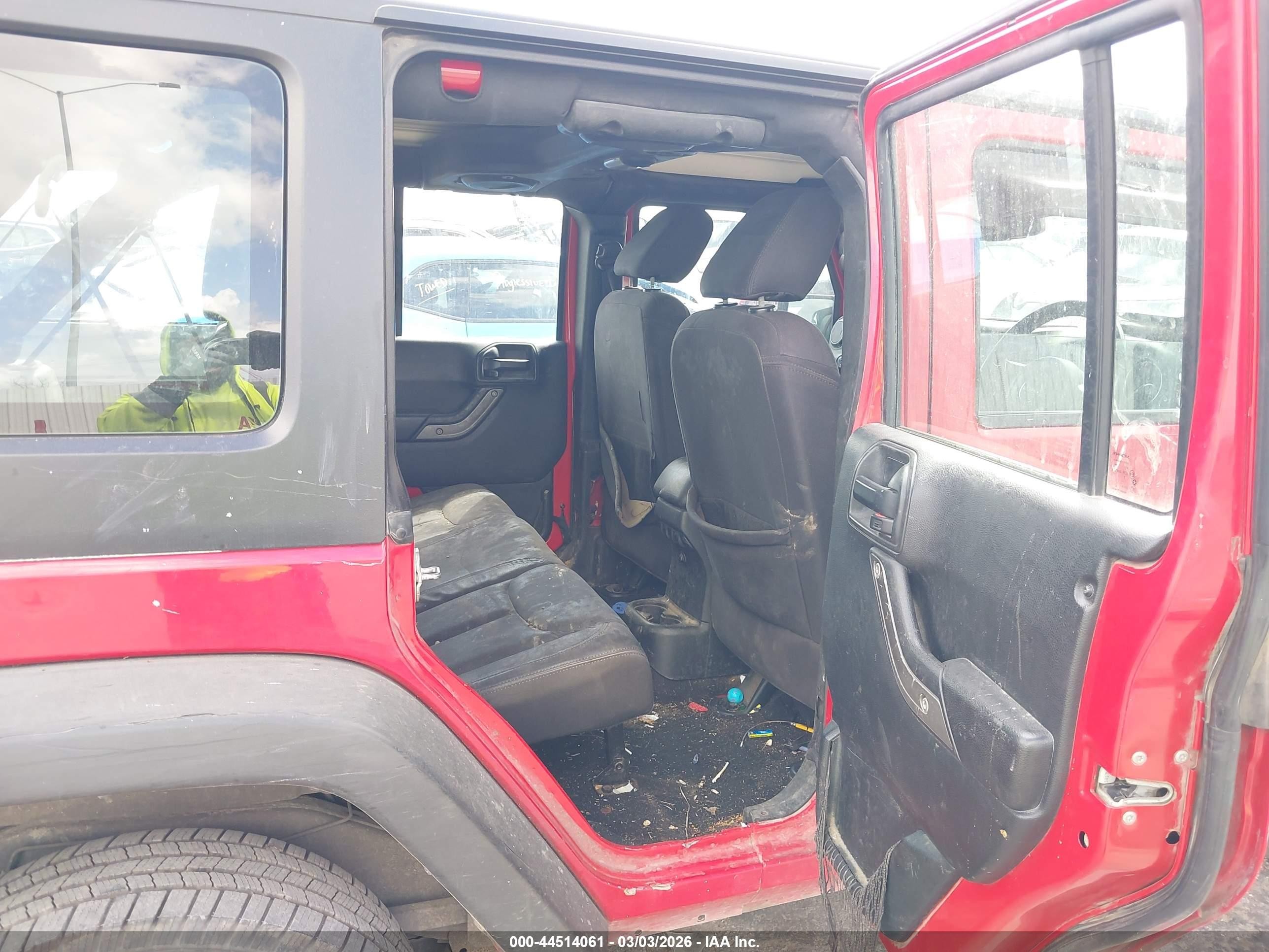 2013 Jeep Wrangler Unlimited Sport Rhd Red vin: 1C4BJWKG9DL672341