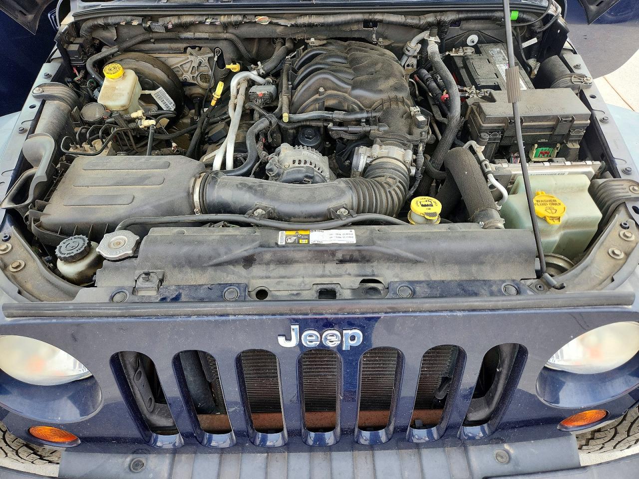 2013 Jeep Wrangler Unlimited Sport Blue vin: 1C4BJWKGXDL632737