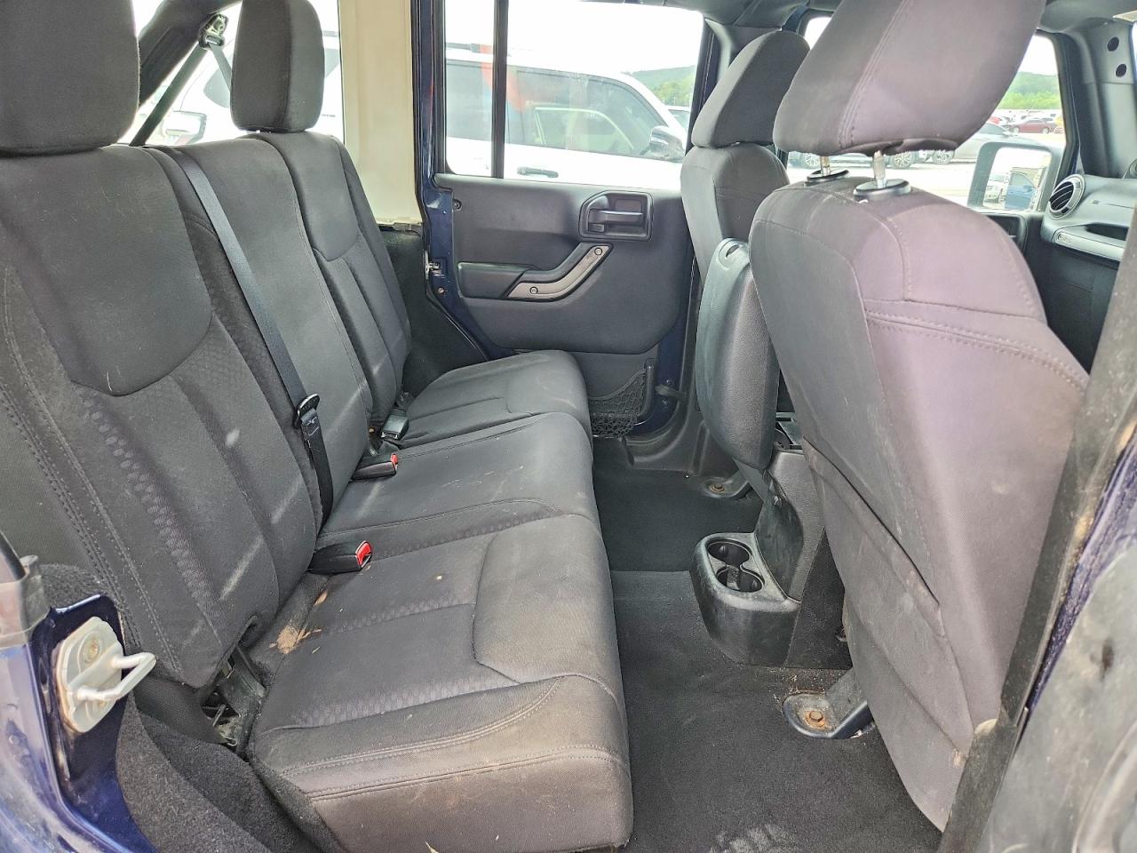 2013 Jeep Wrangler Unlimited Sport Blue vin: 1C4BJWKGXDL632737