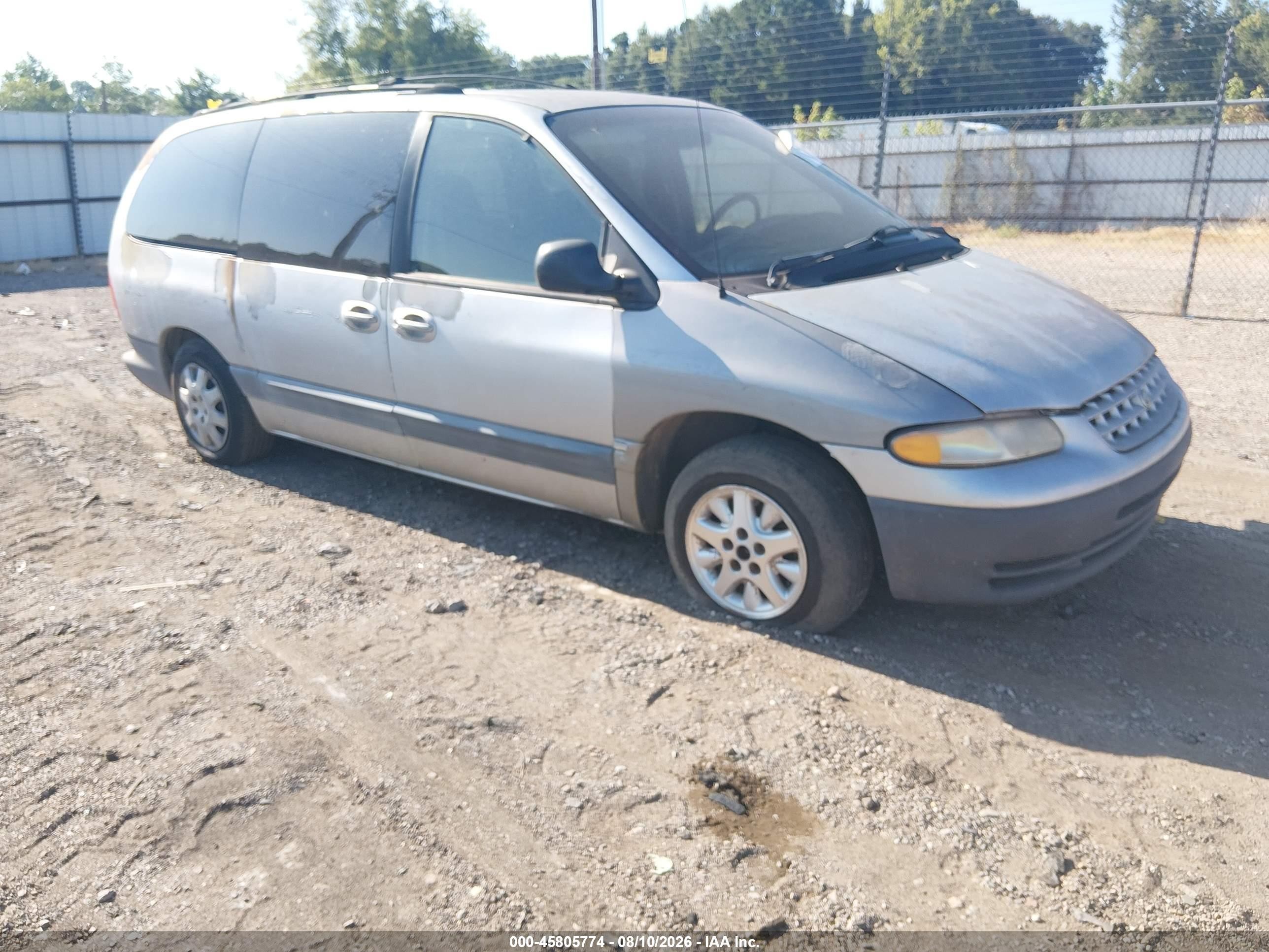 2000 Chrysler Grand Voyager Se Серебряный vin: 1C4GJ44G0YB700076