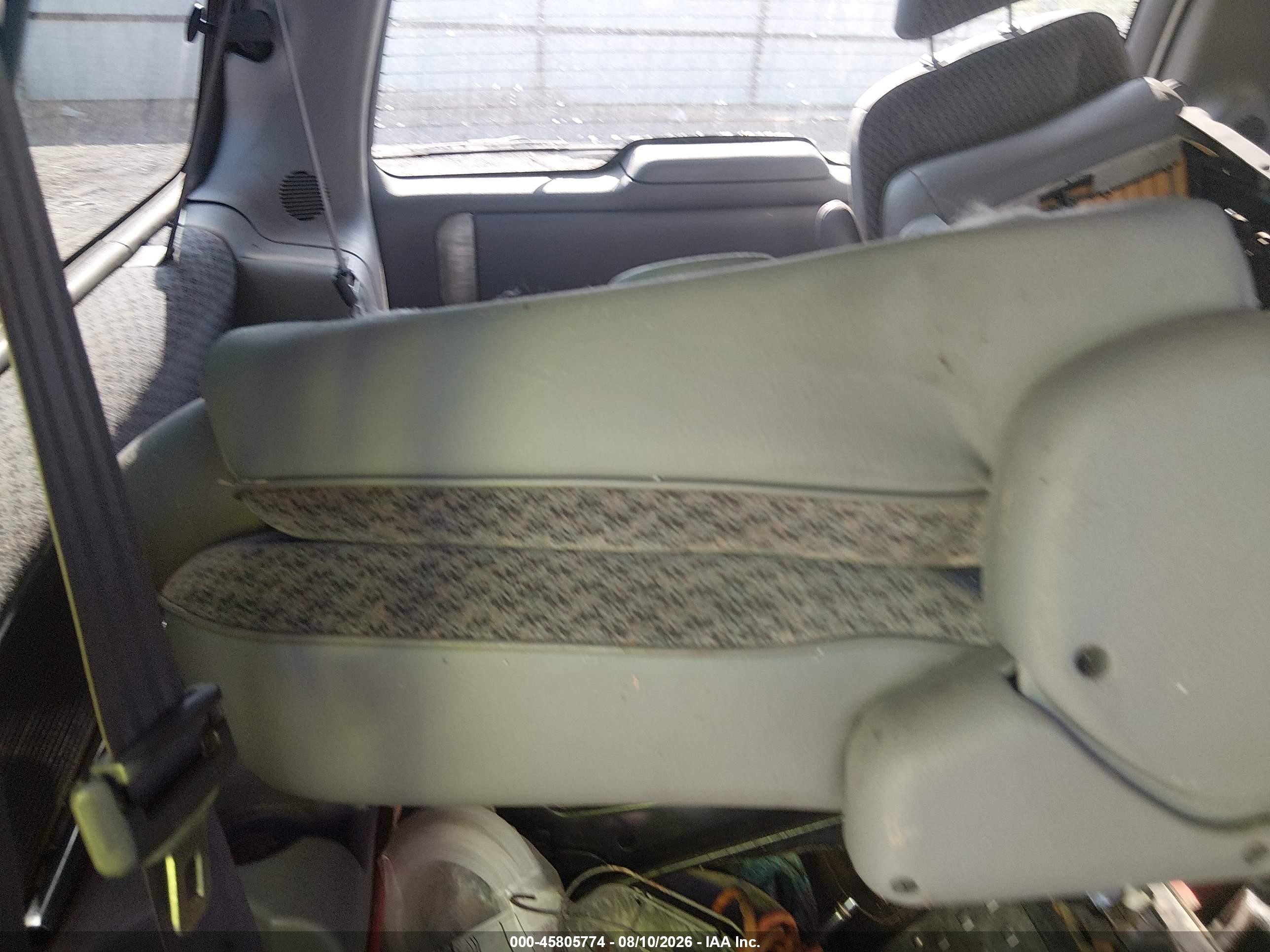 2000 Chrysler Grand Voyager Se Silver vin: 1C4GJ44G0YB700076