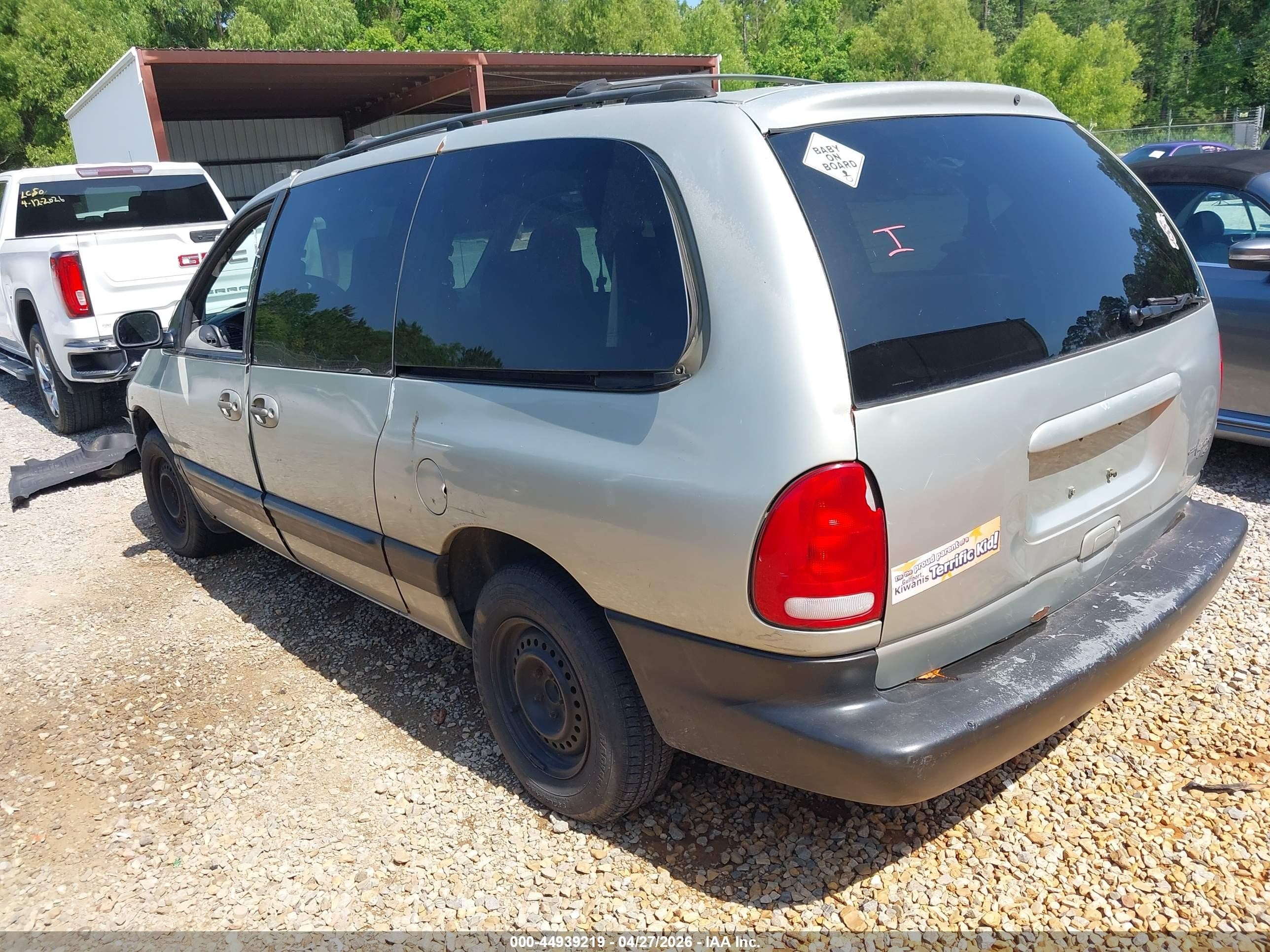 2000 Chrysler Grand Voyager Se Серый vin: 1C4GJ44G1YB765017