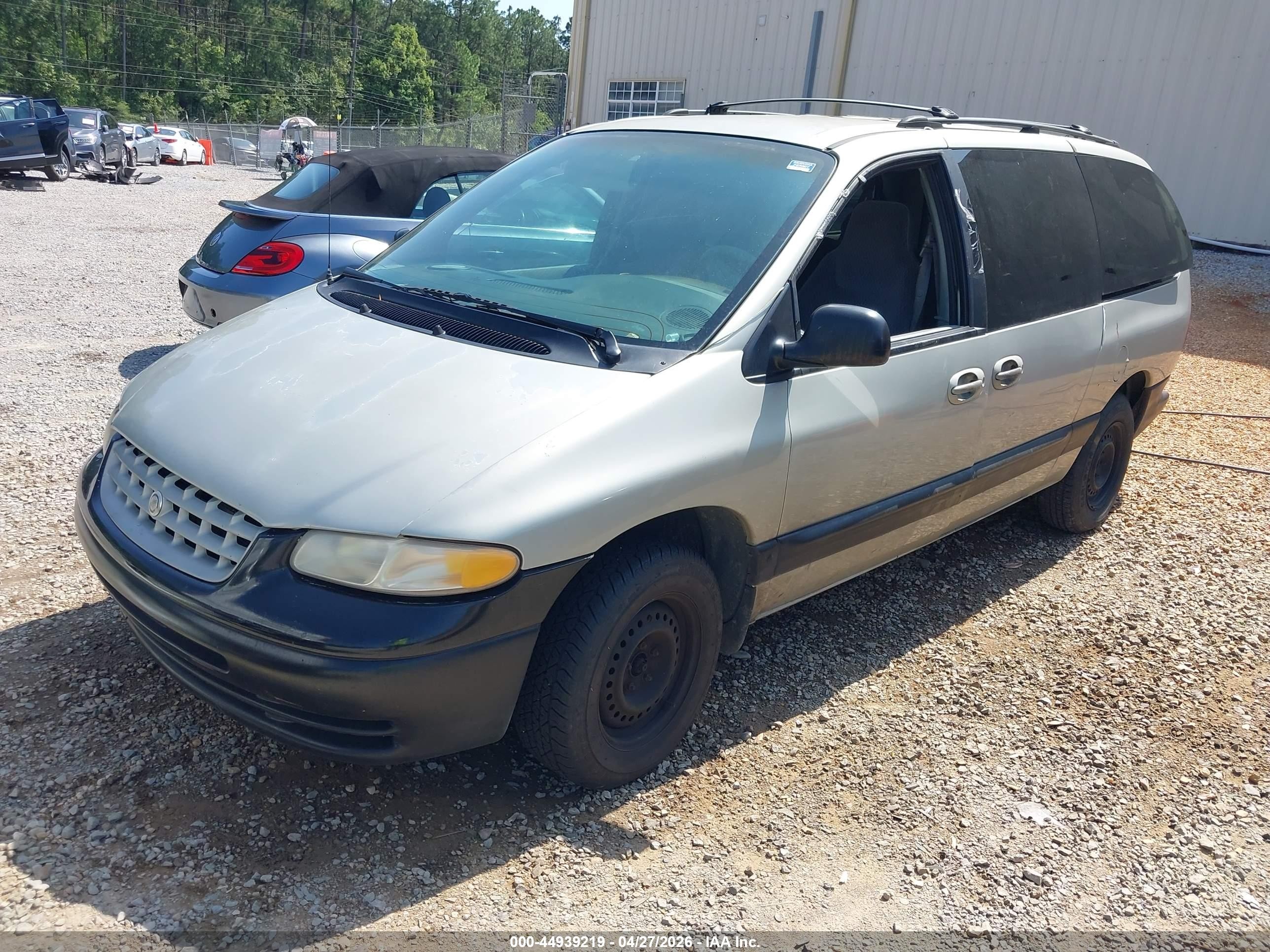 2000 Chrysler Grand Voyager Se Серый vin: 1C4GJ44G1YB765017