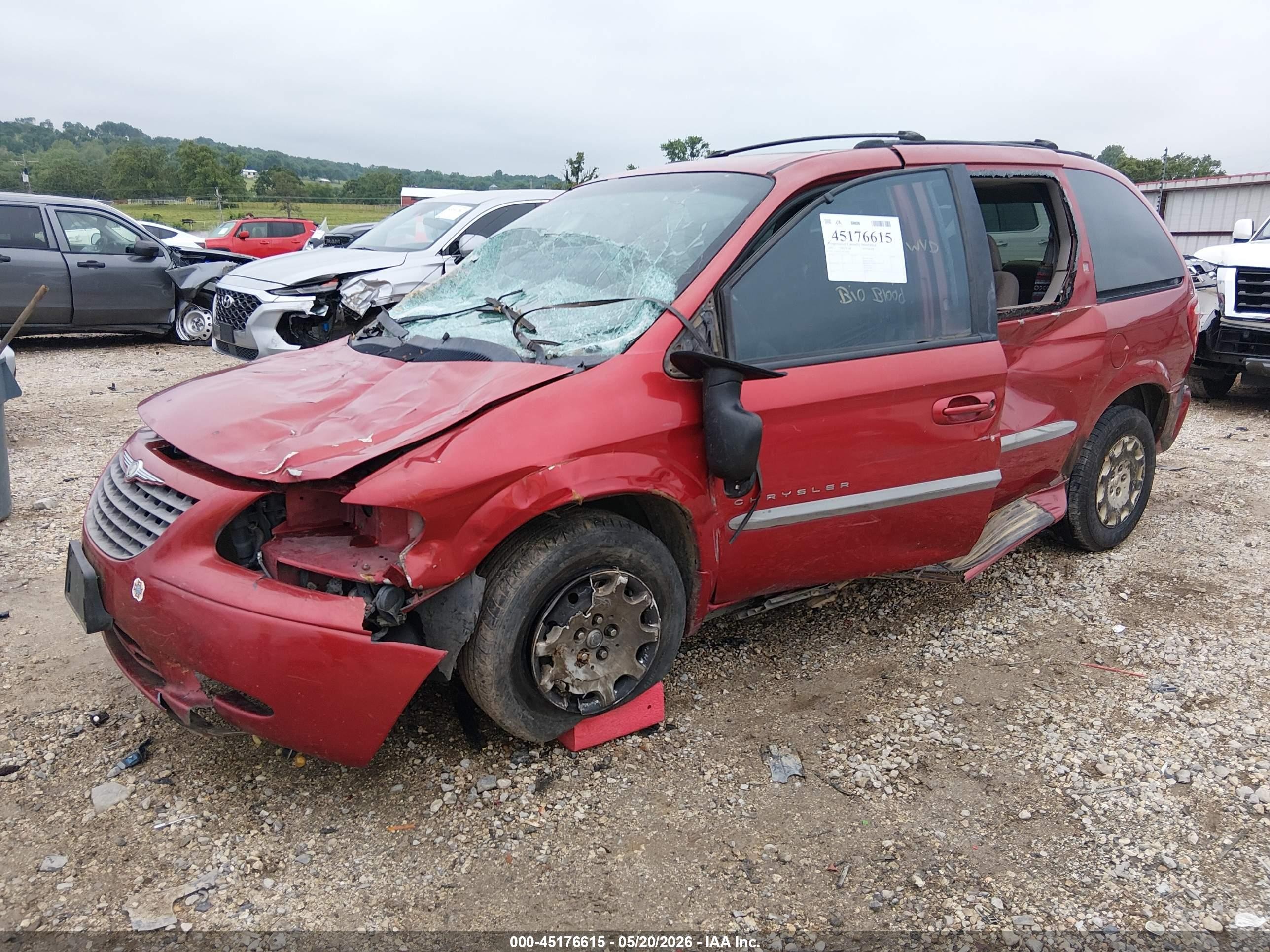 2001 Chrysler Voyager Lx Maroon vin: 1C4GJ45321B144080