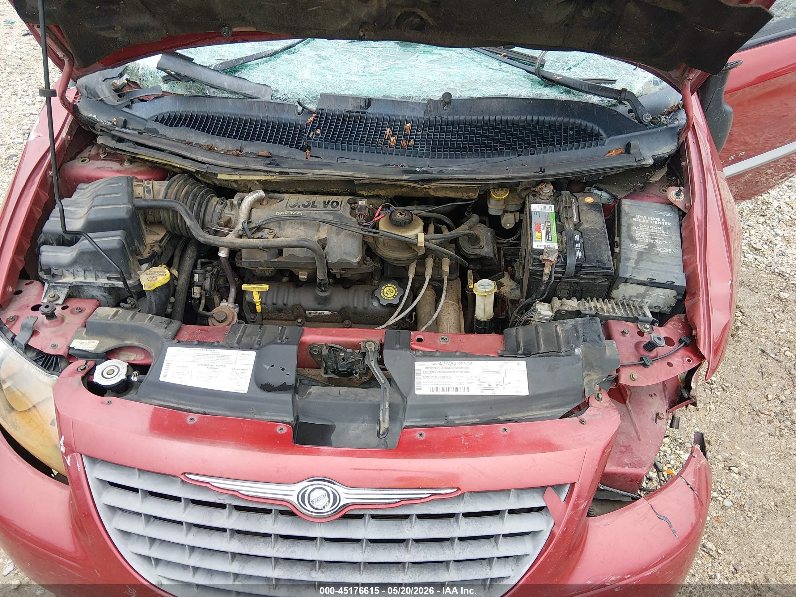 2001 Chrysler Voyager Lx Maroon vin: 1C4GJ45321B144080